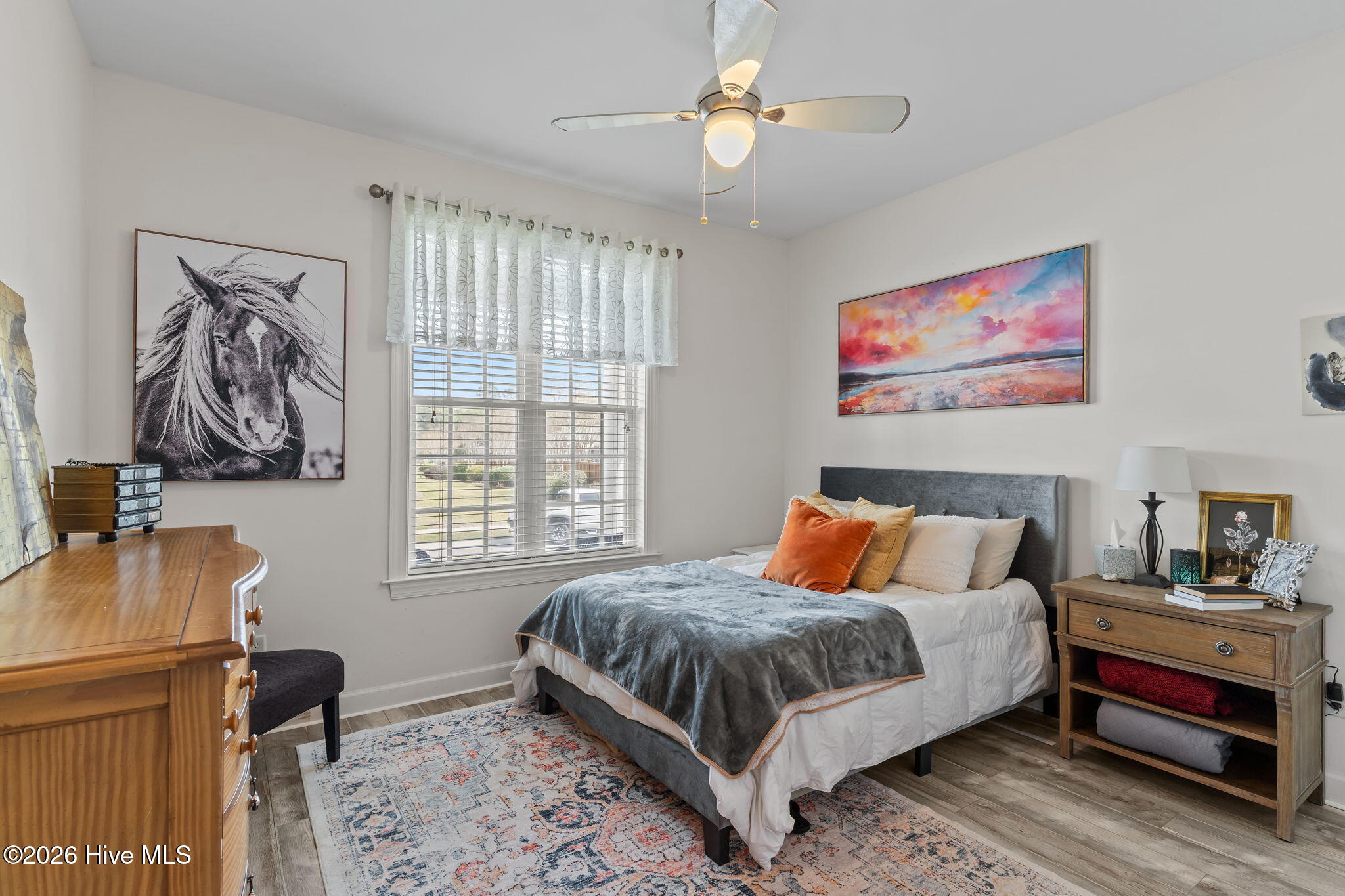 100562744 | Photo 10