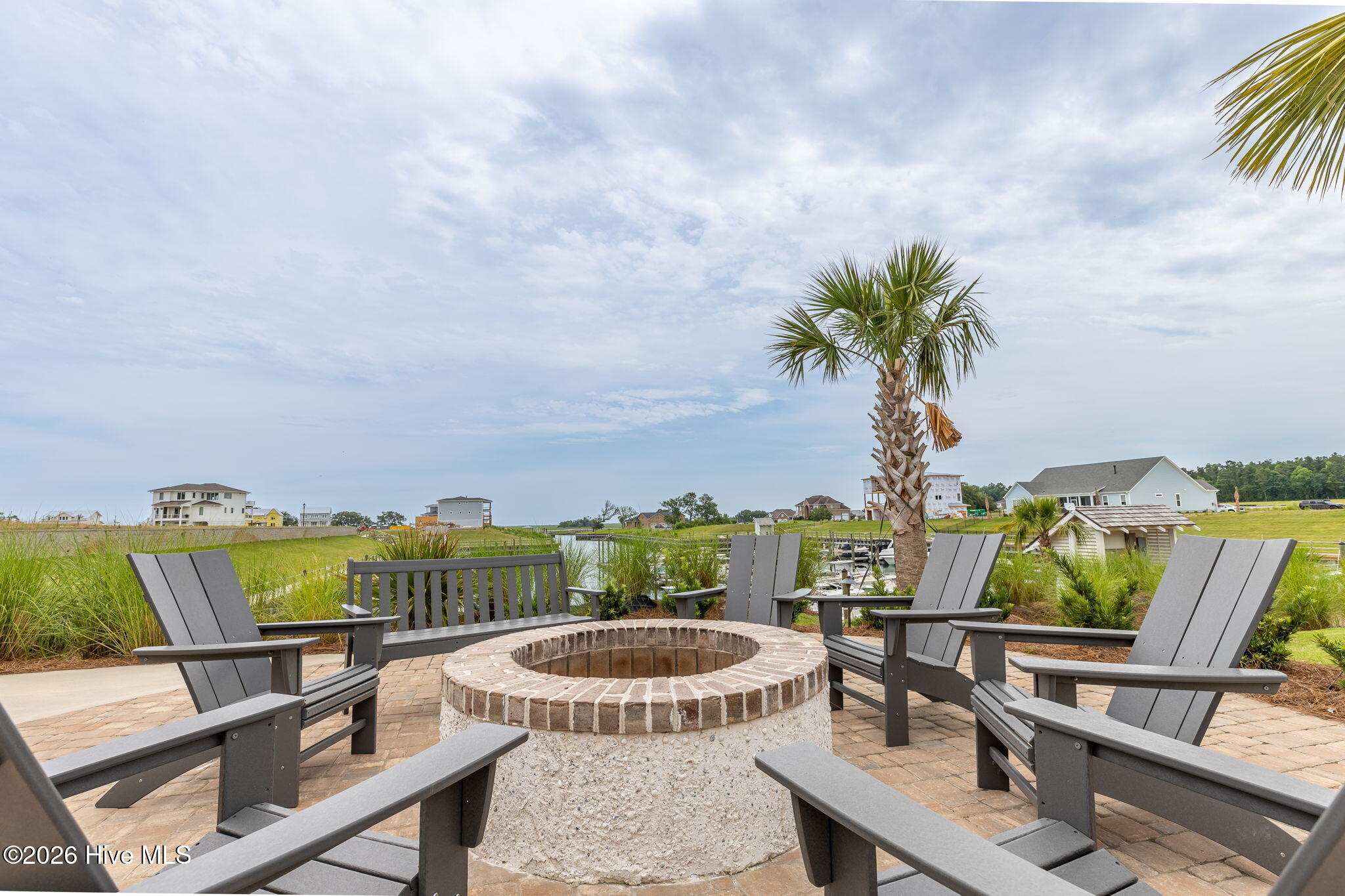 100558696 | Photo 36