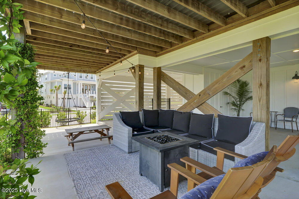 100520014 | Photo 56