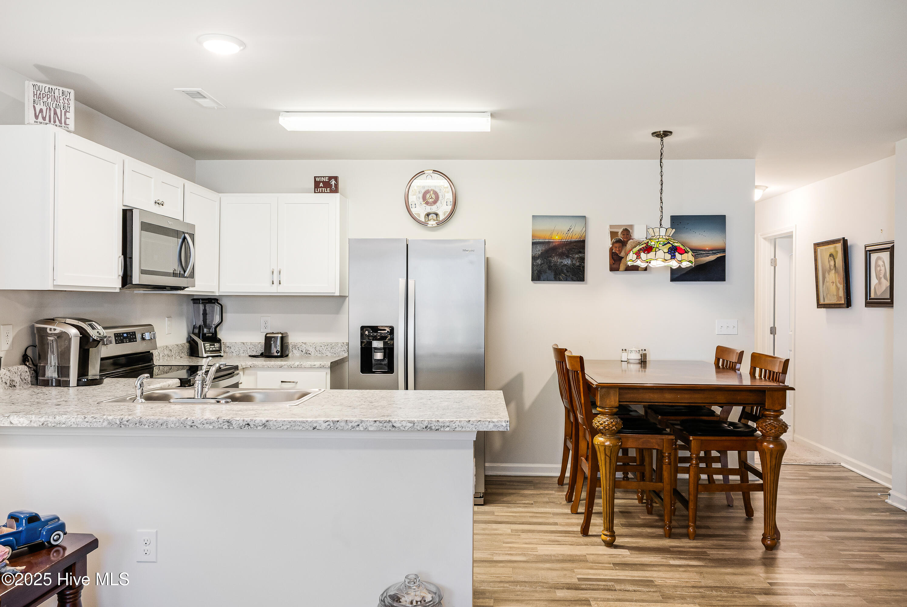 100537906 | Photo 16