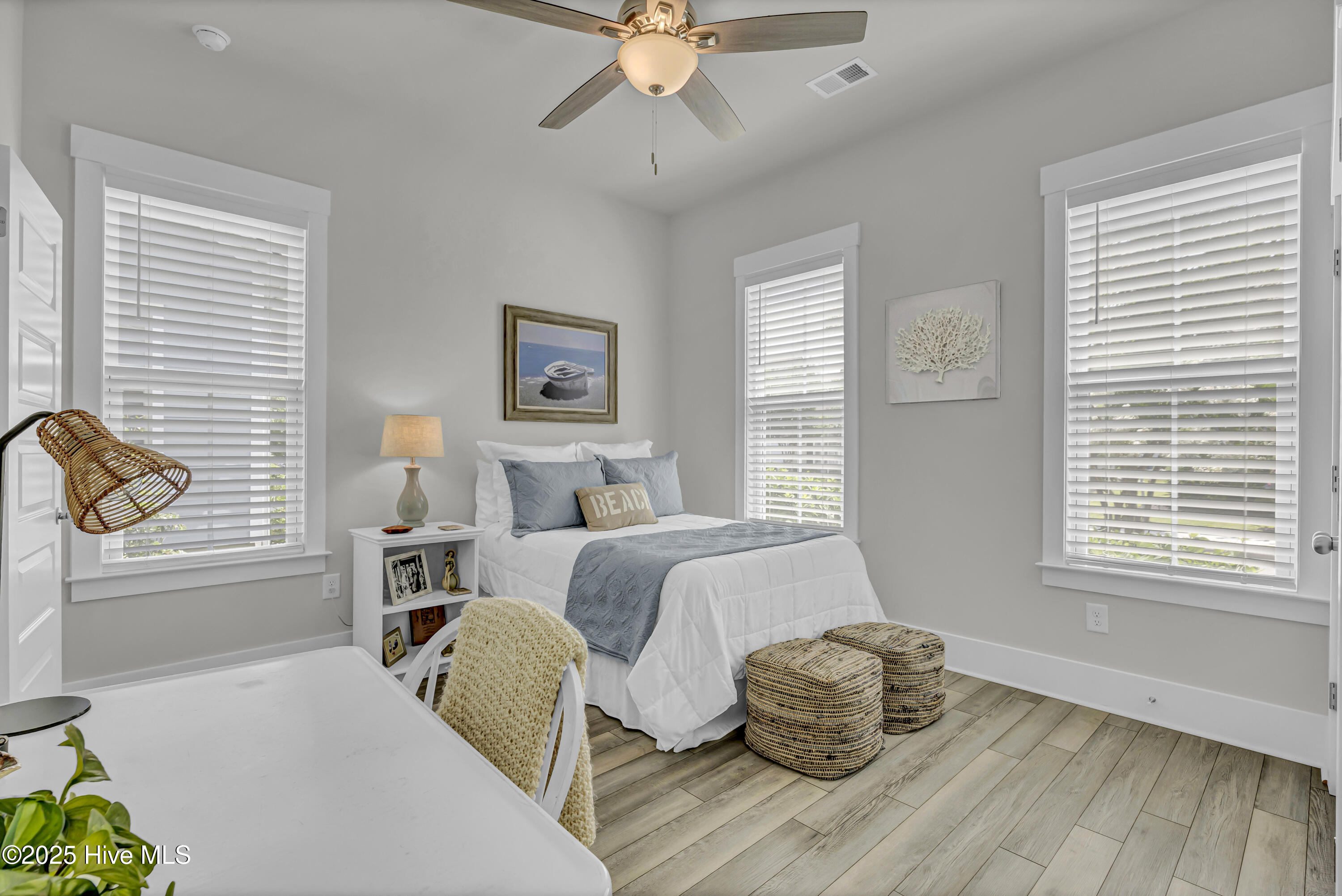 100517426 | Photo 18