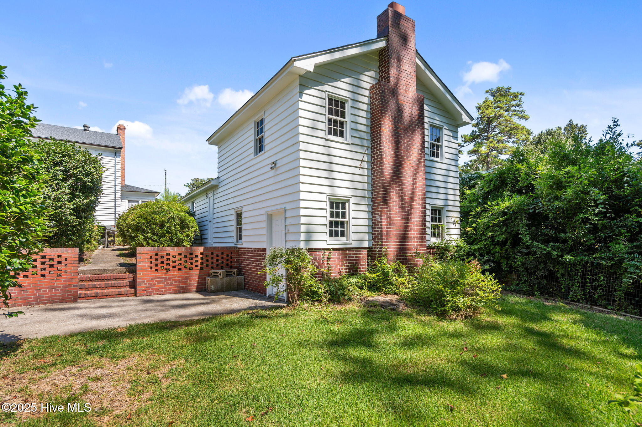 100528962 | Photo 42