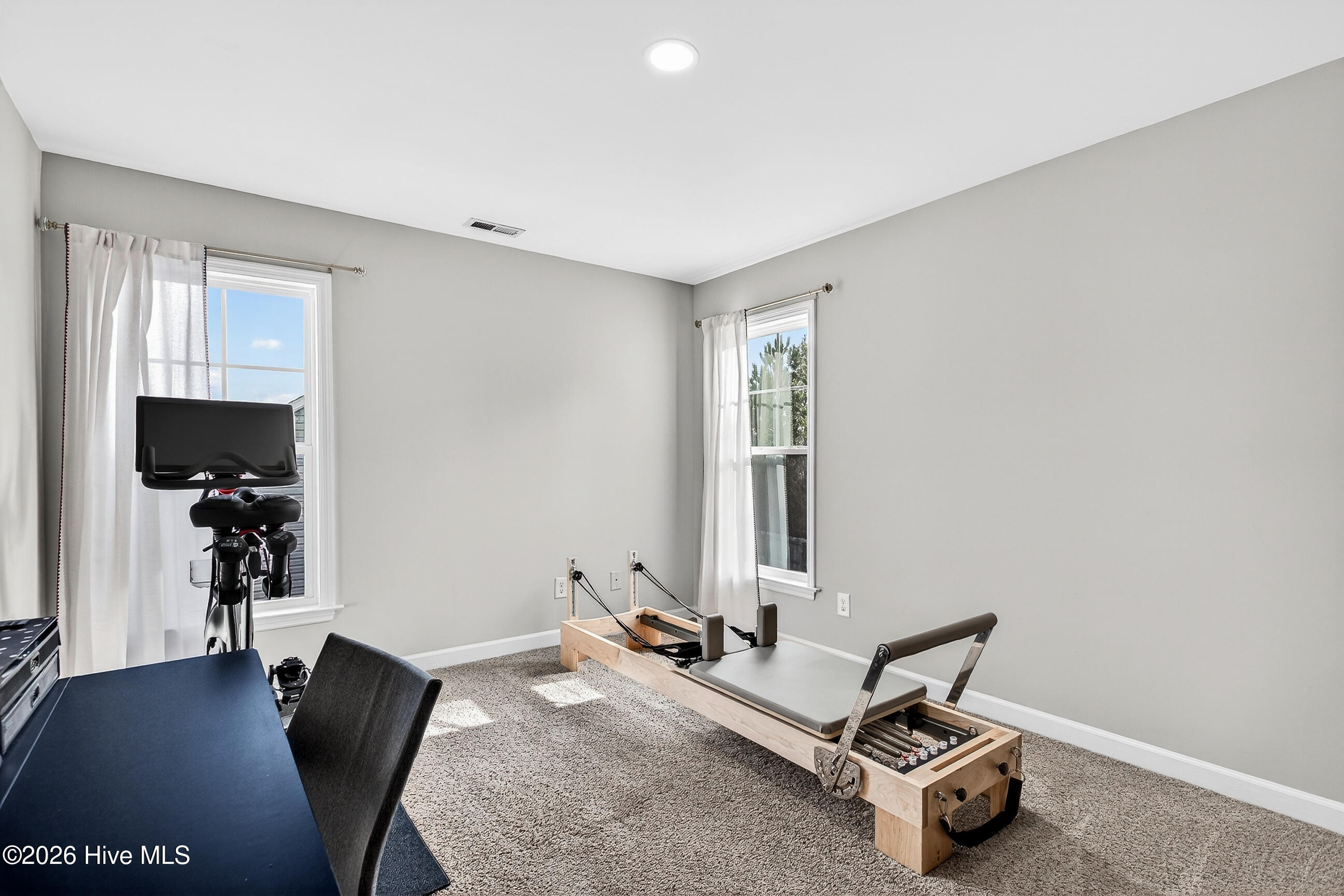 100548948 | Photo 29