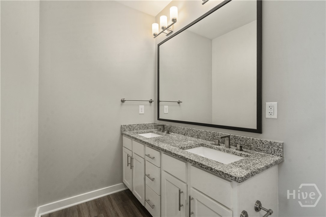 100 Prince Avenue B308