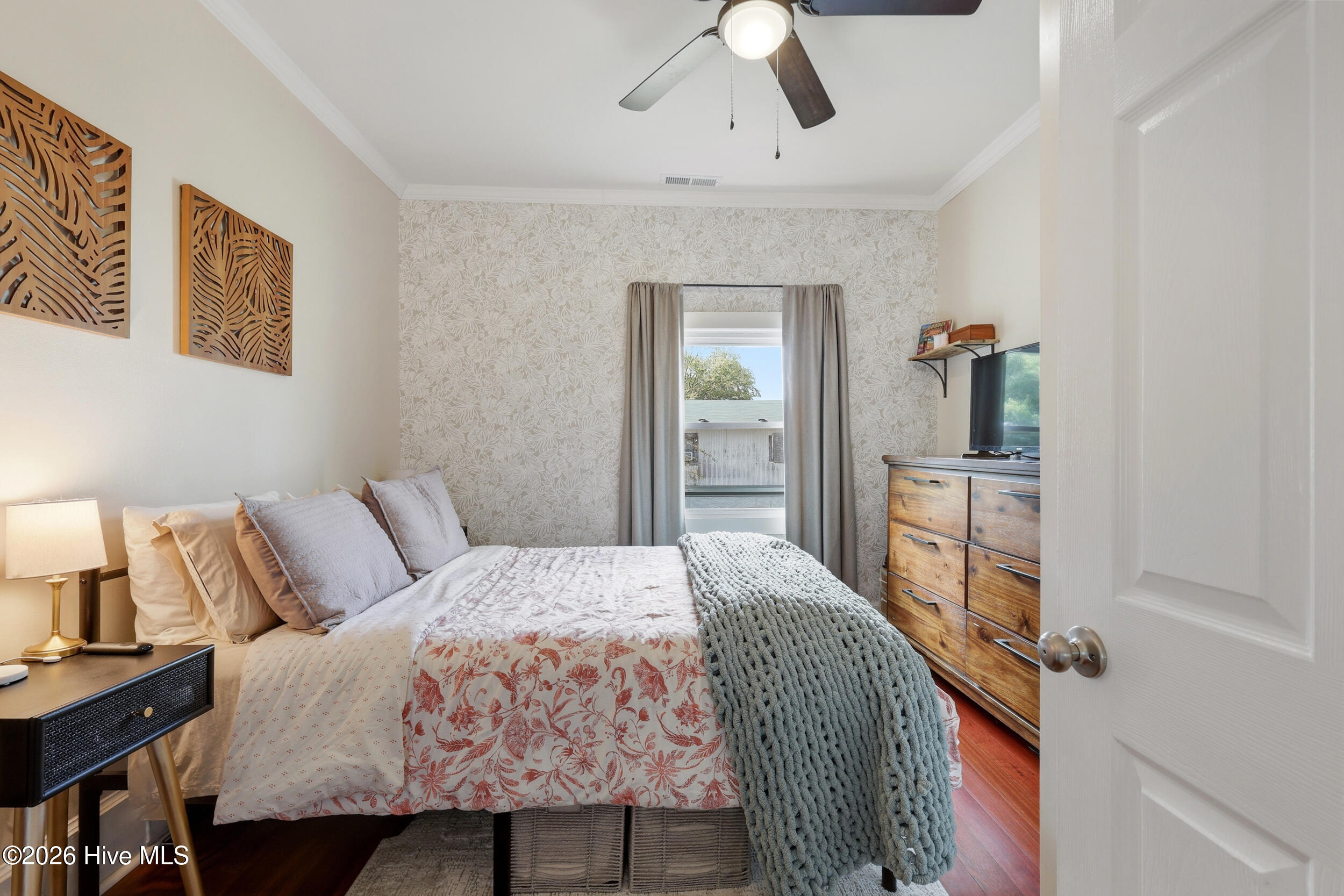 100555490 | Photo 20