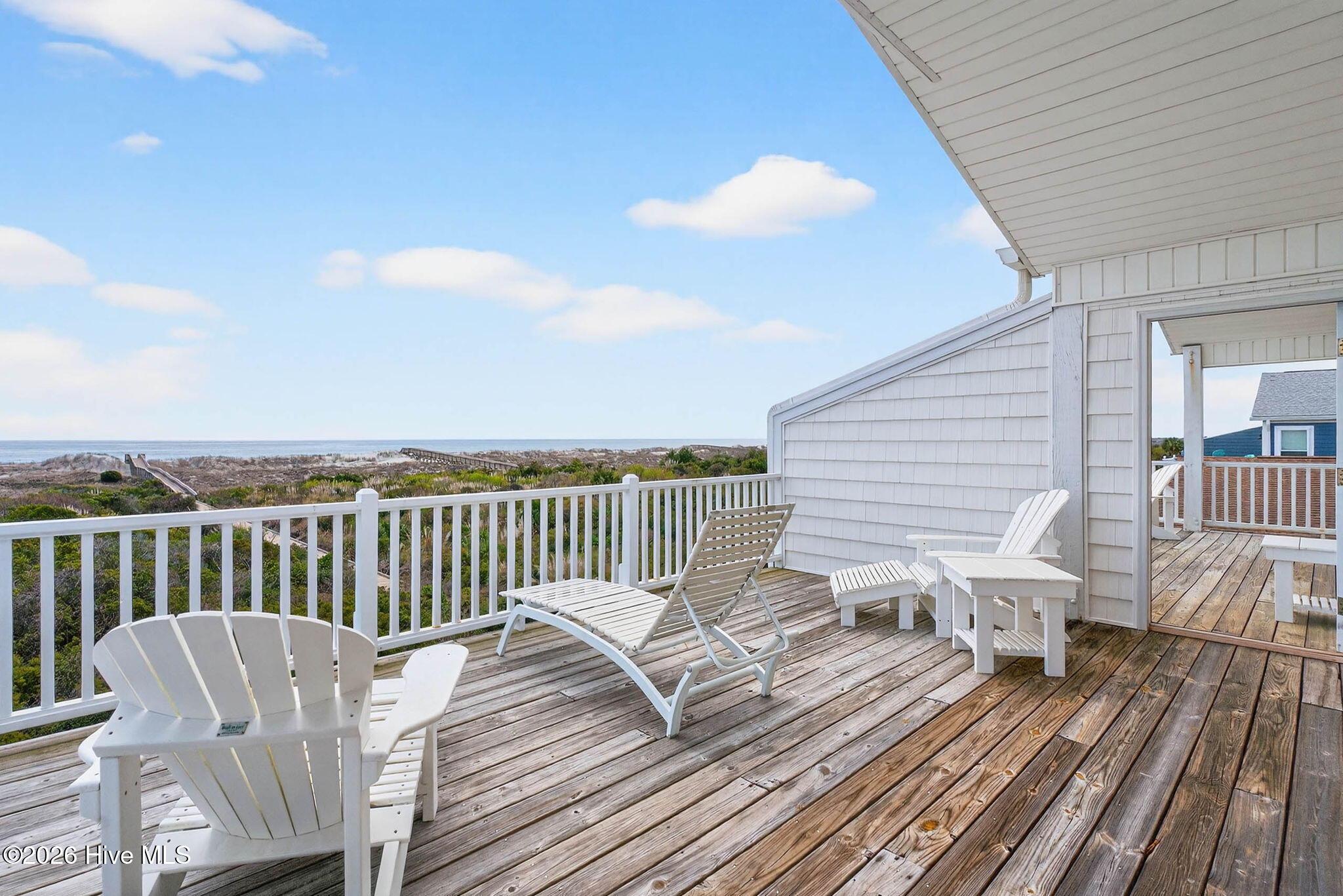 100563244 | Photo 10