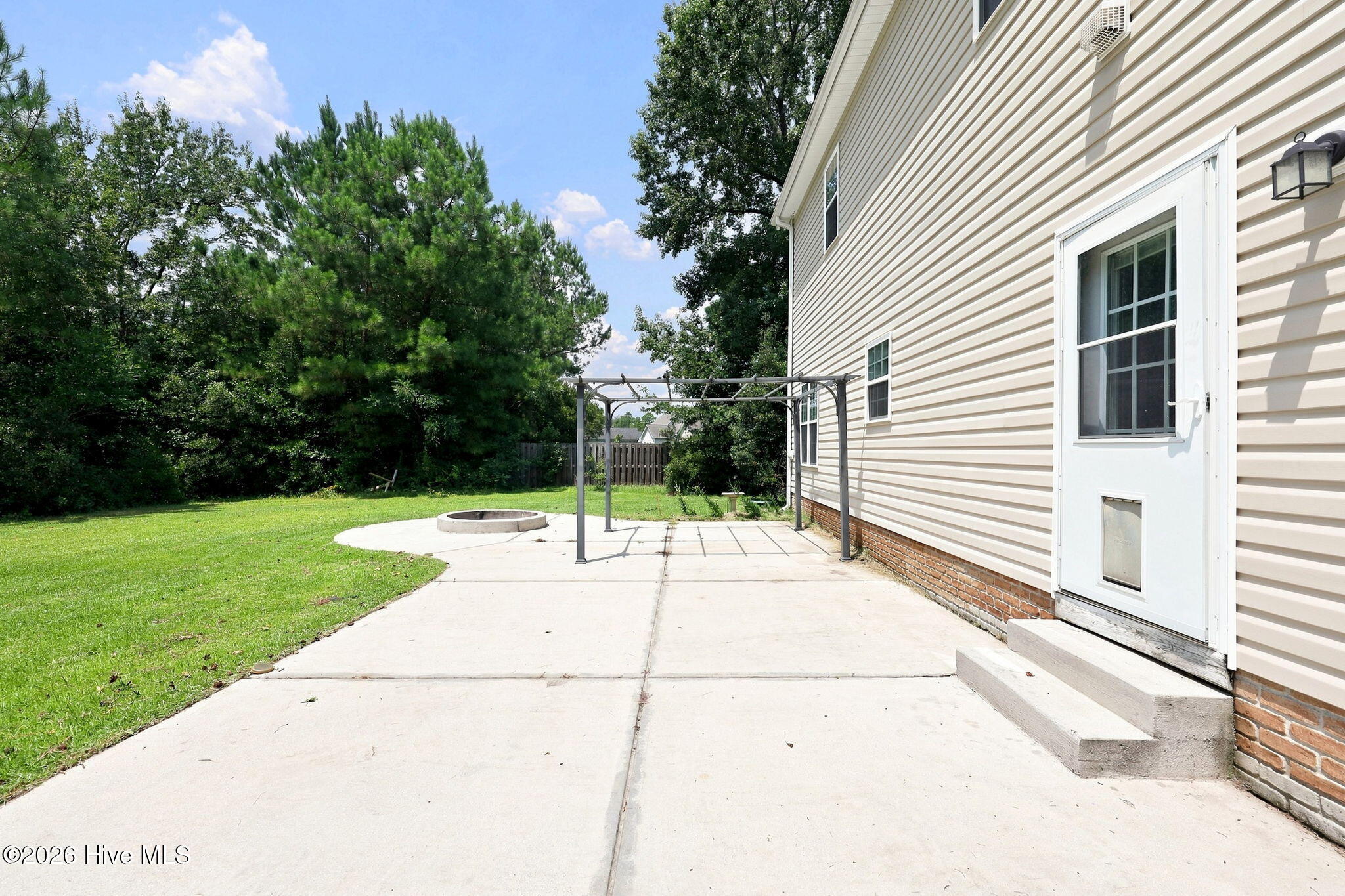 302 Squire Court,Maple Hill