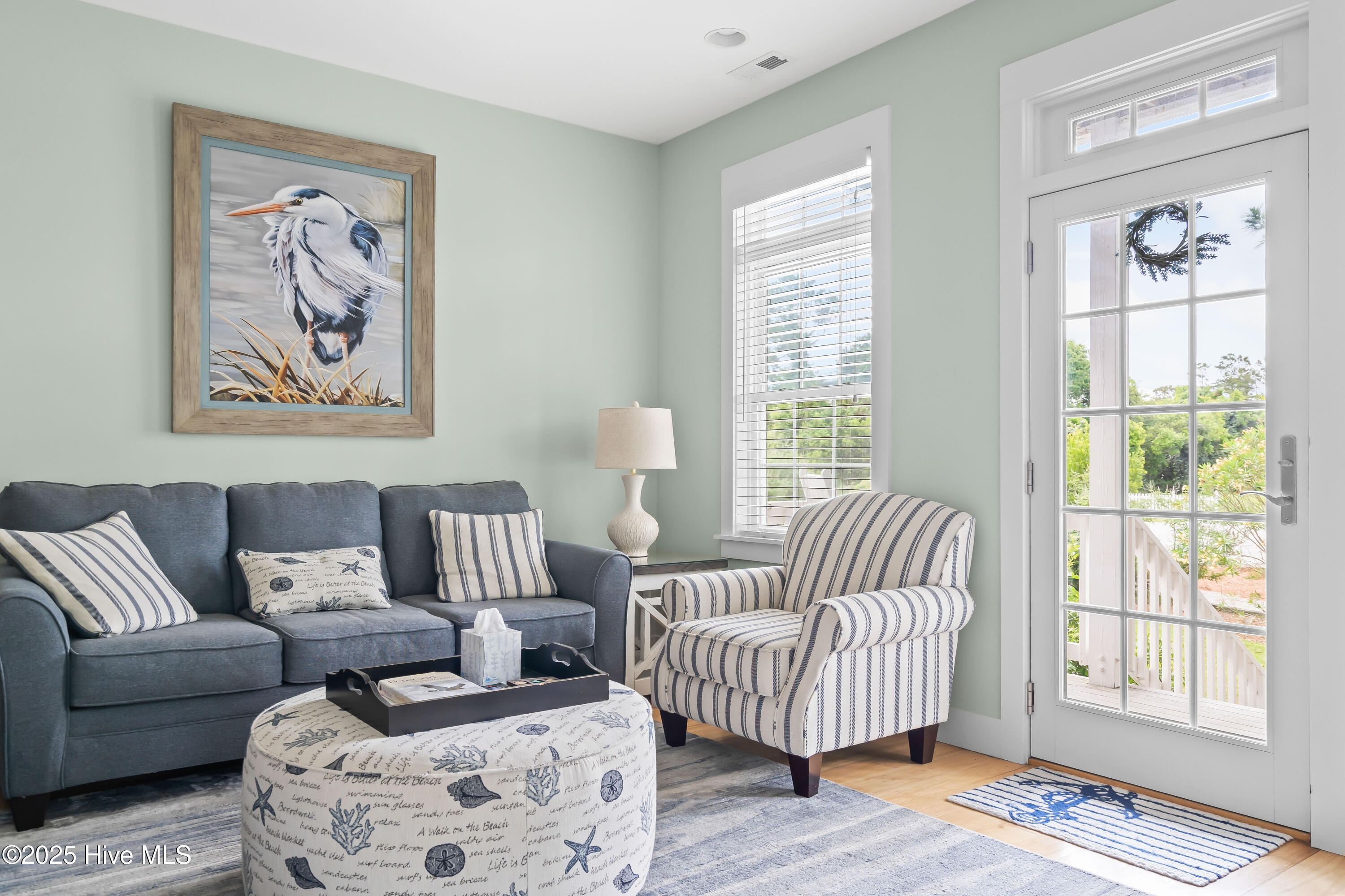 100555260 | Photo 12