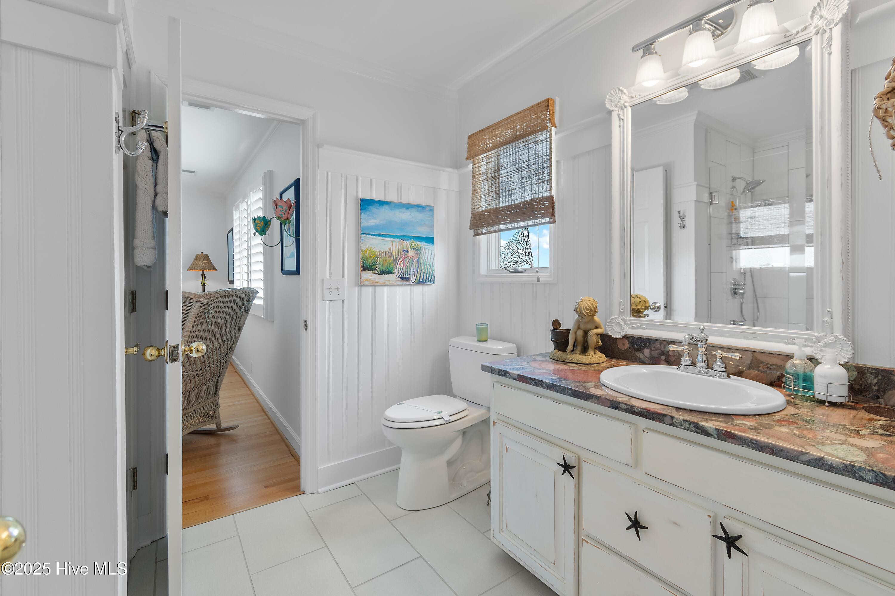 100527373 | Photo 37