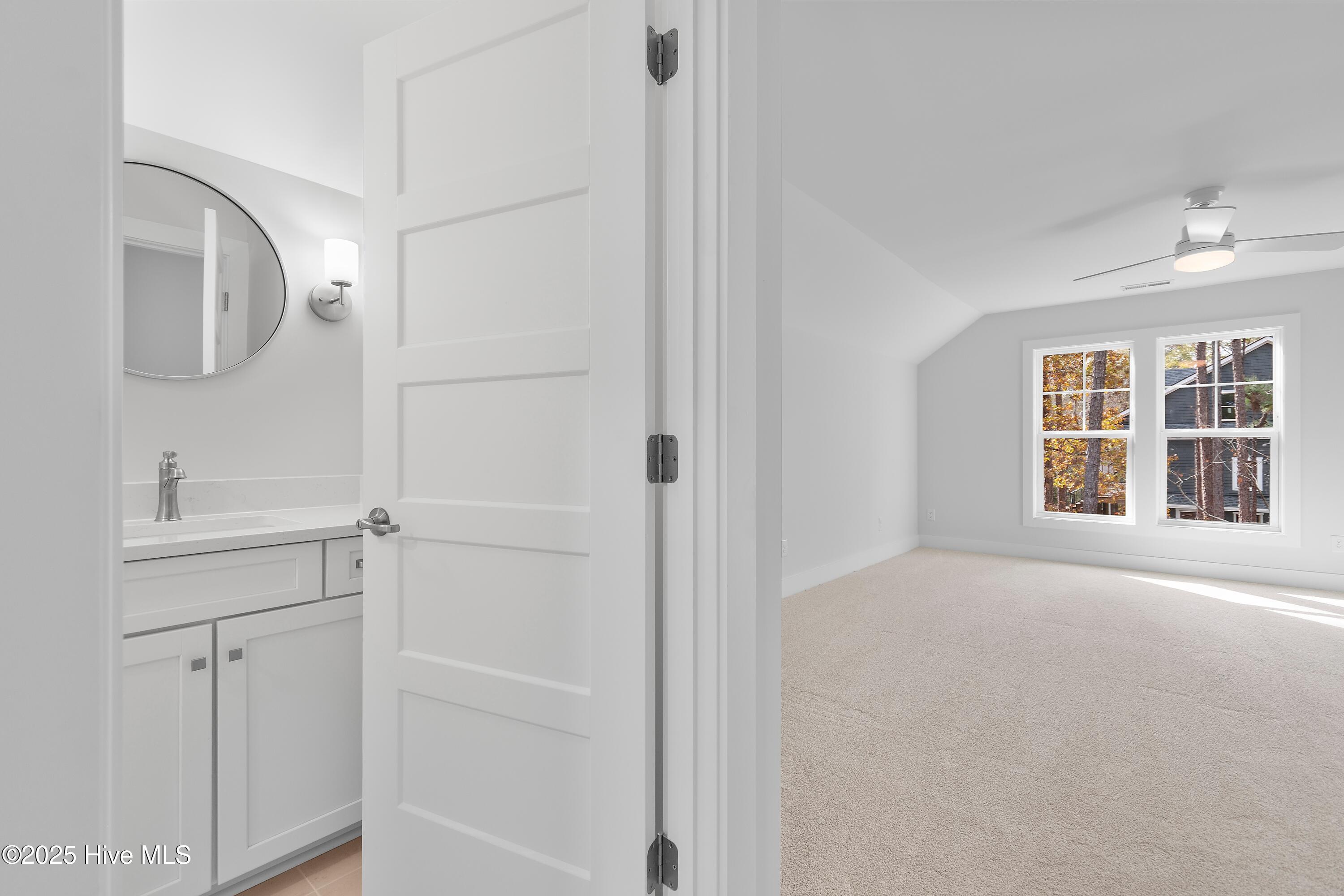 100525148 | Photo 58