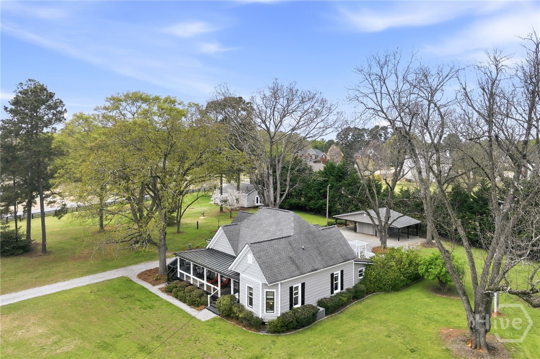 Beautiful farm- like new in infrastructure