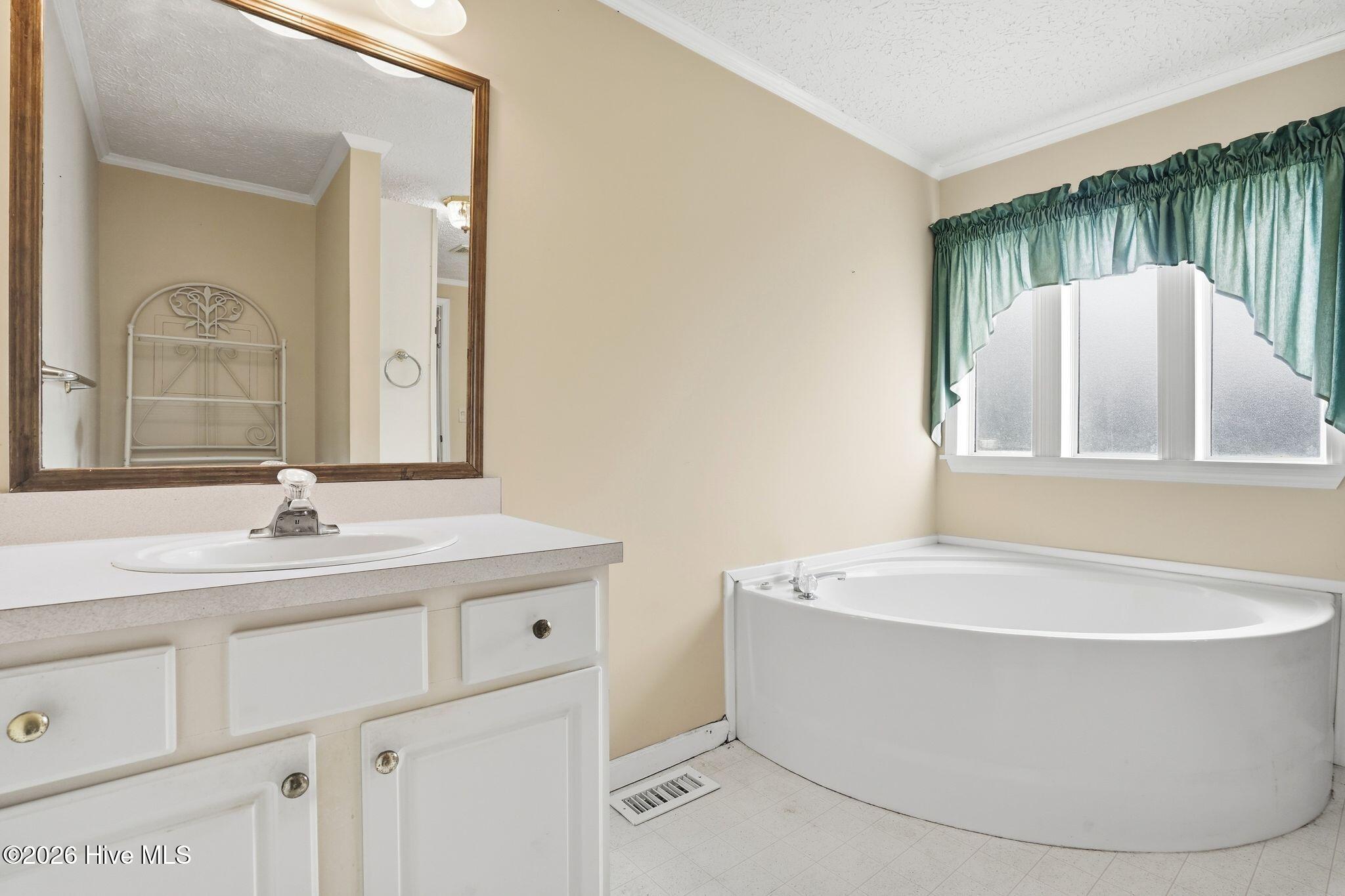 100556115 | Photo 67