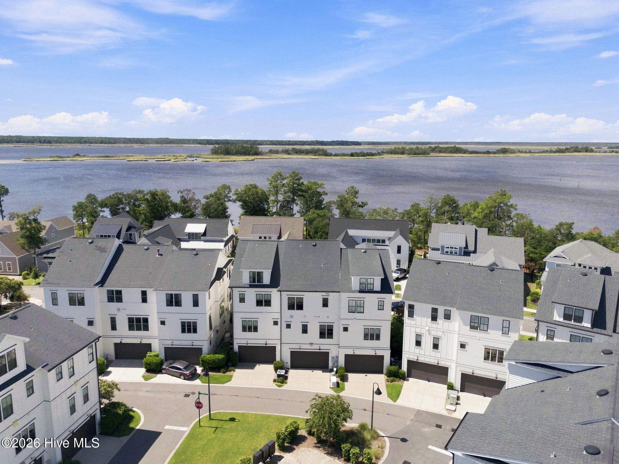 3539 Watercraft Ferry Avenue — listing photograph 5