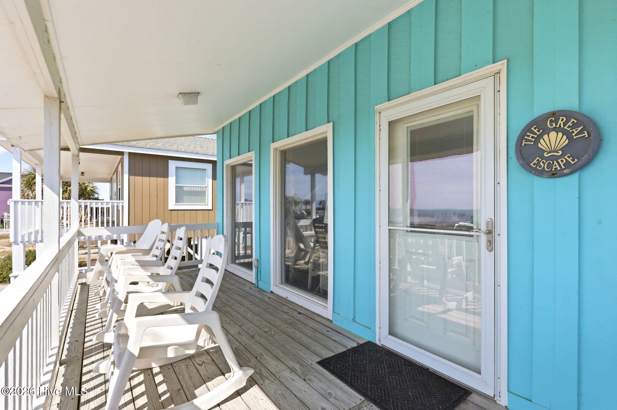 100558178 | Photo 14