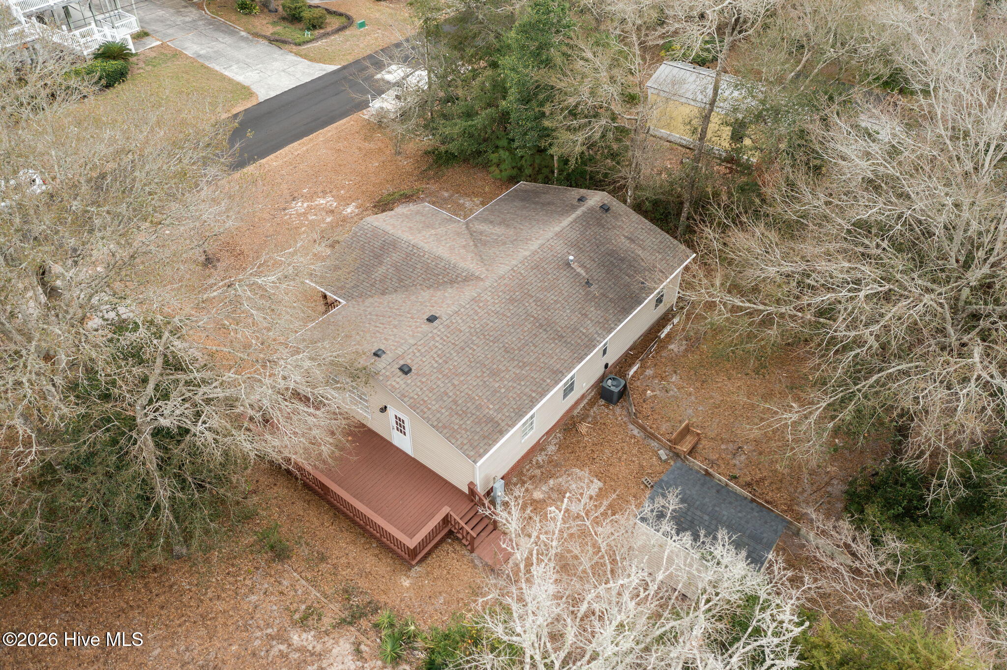 100548525 | Photo 45