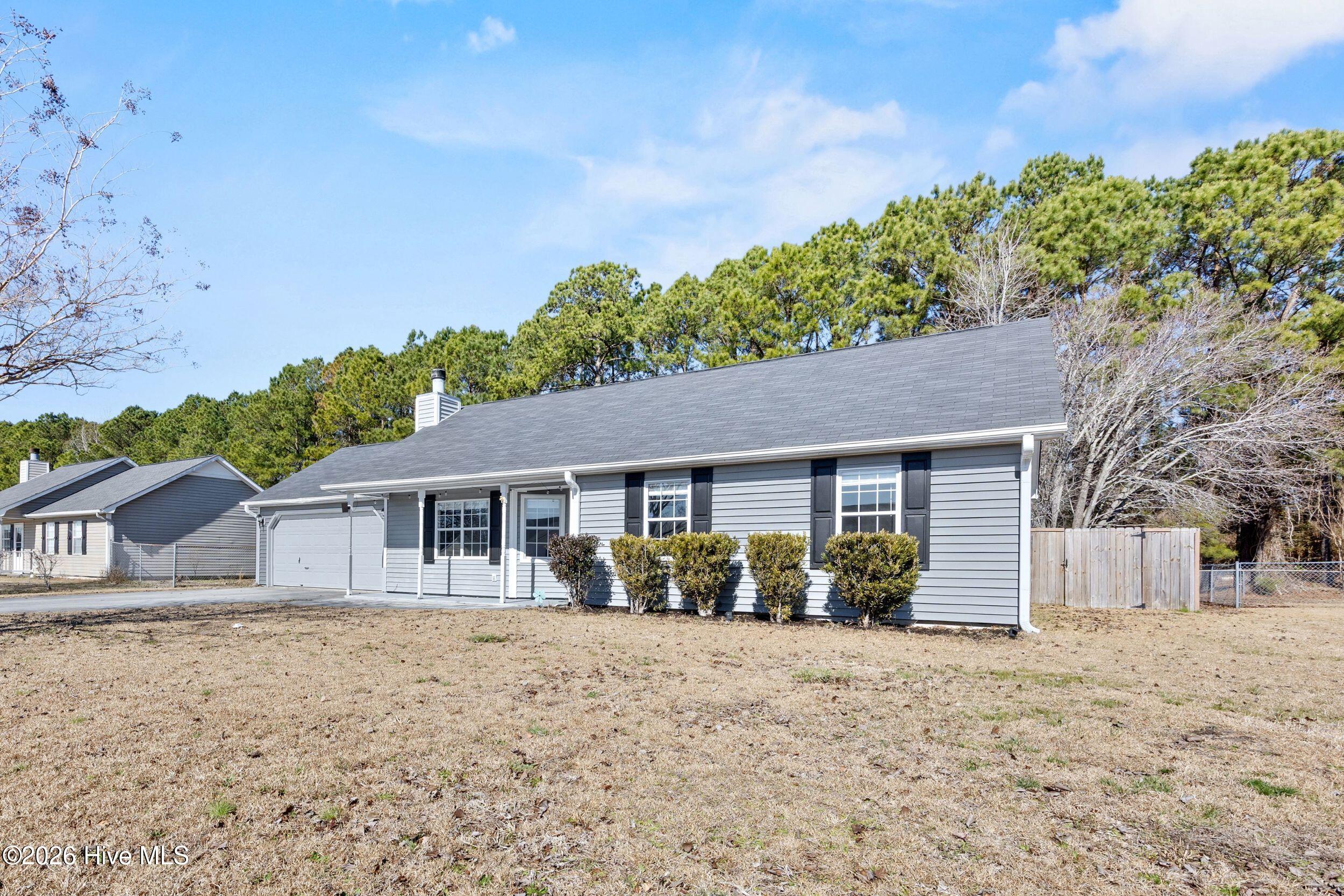 100556766 | Photo 33