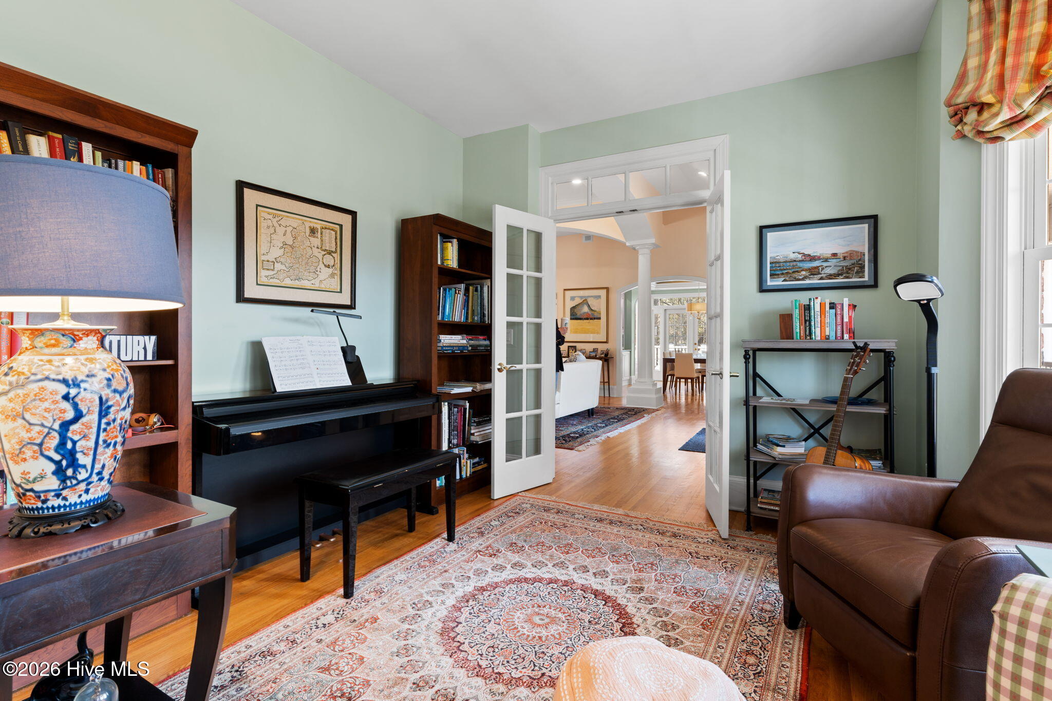 100559255 | Photo 21