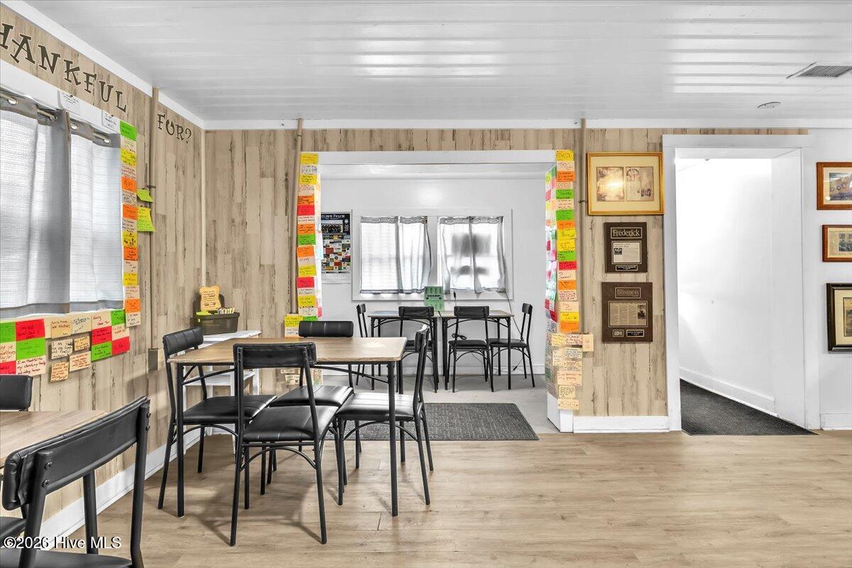 100551902 | Photo 16