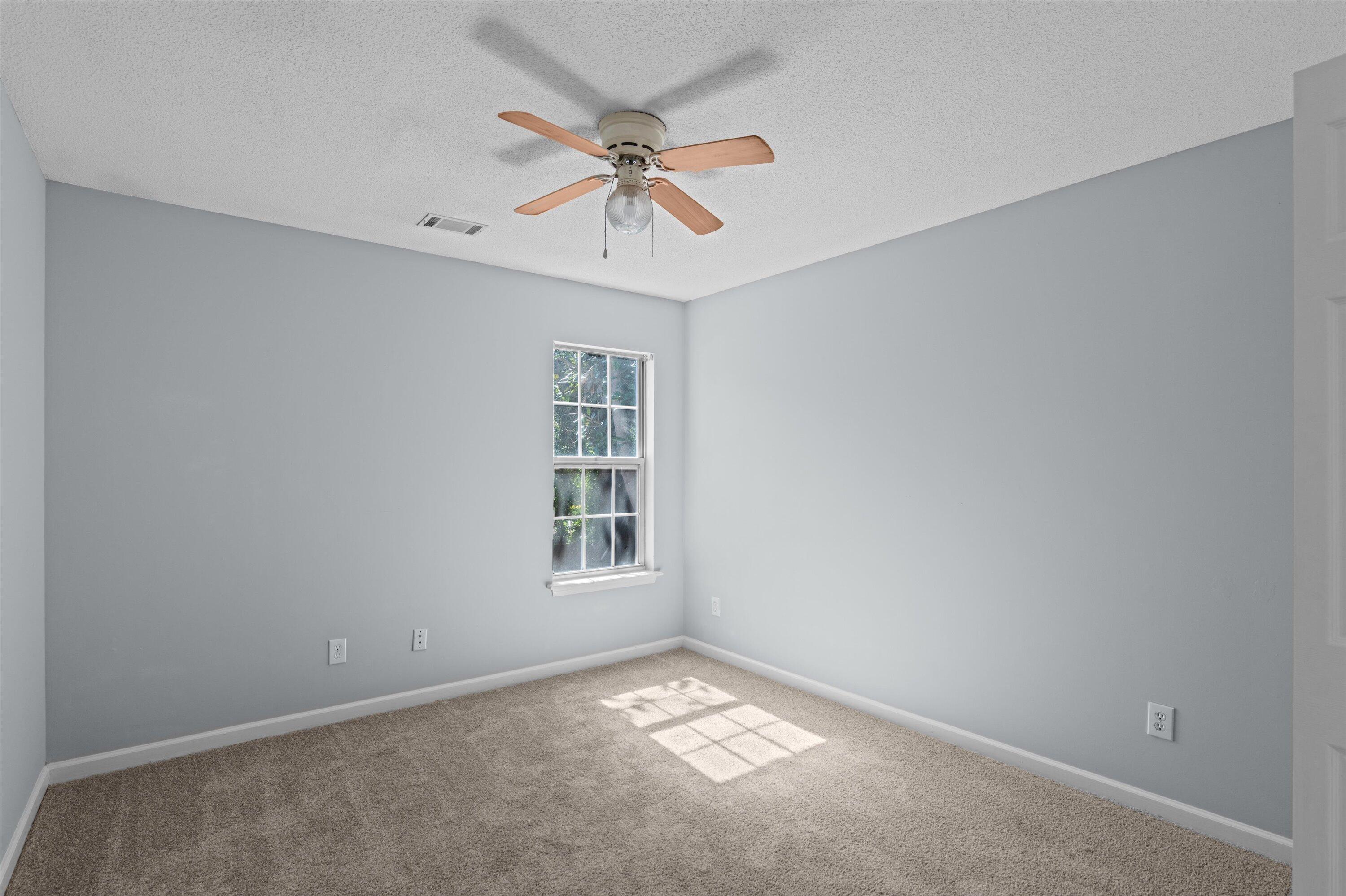 604 Barberry-EvansRealEstateGroup25