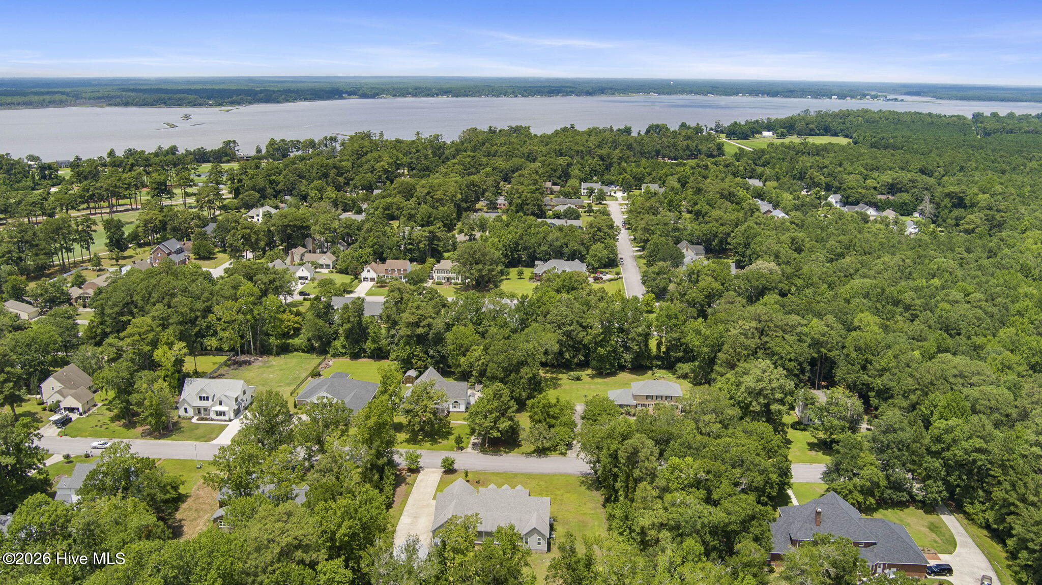 2703 E Fairway Road,Morehead City