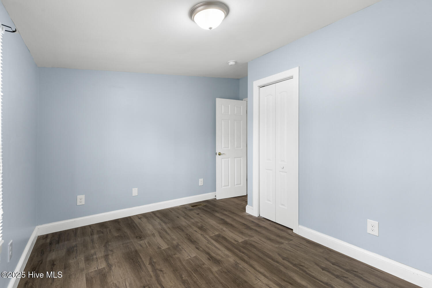 100535202 | Photo 21