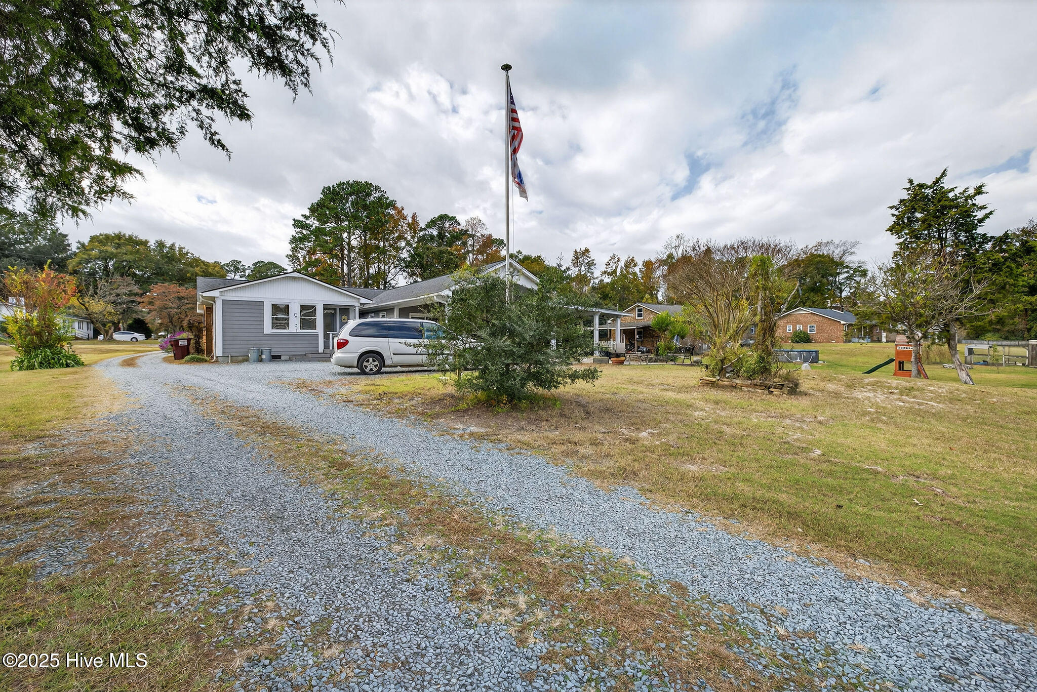 100542936 | Photo 17