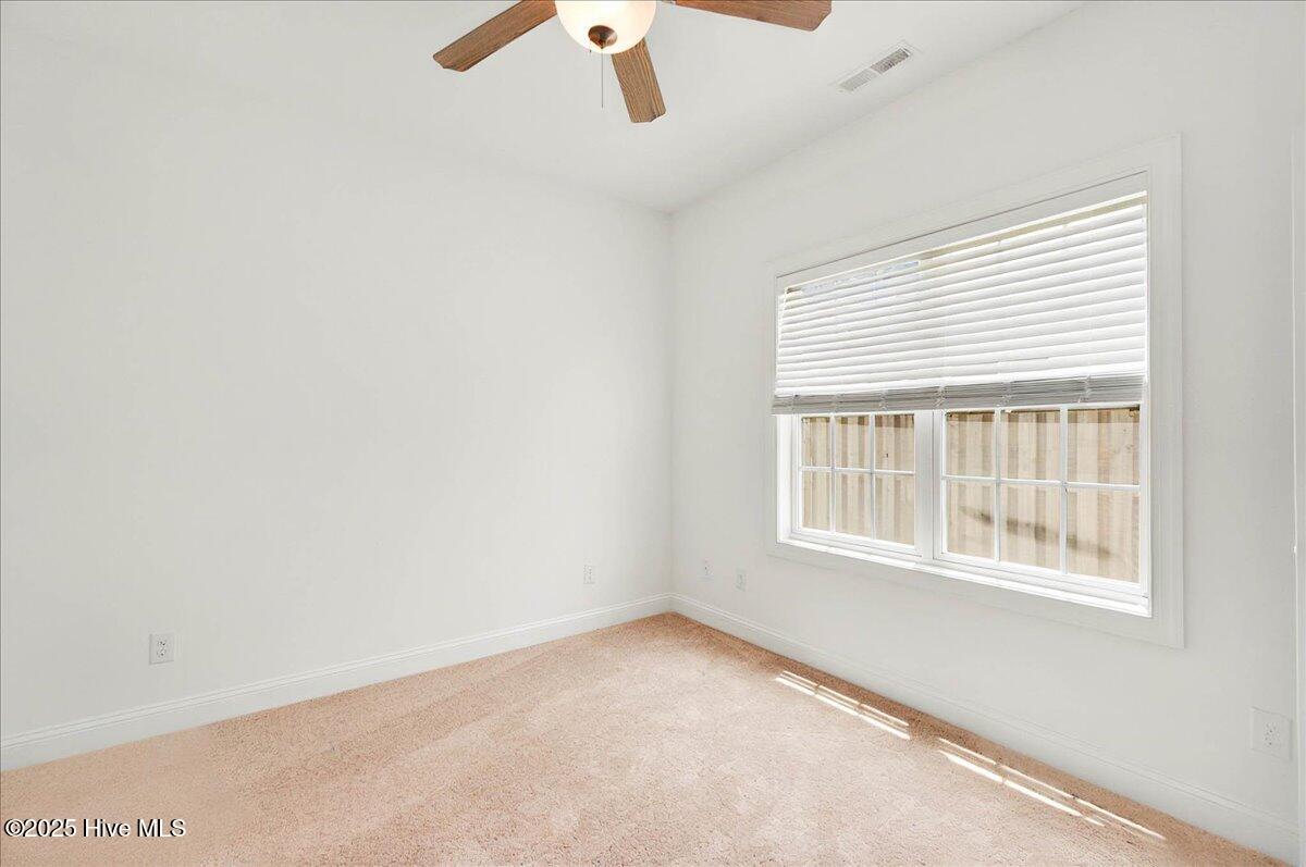 100521478 | Photo 13