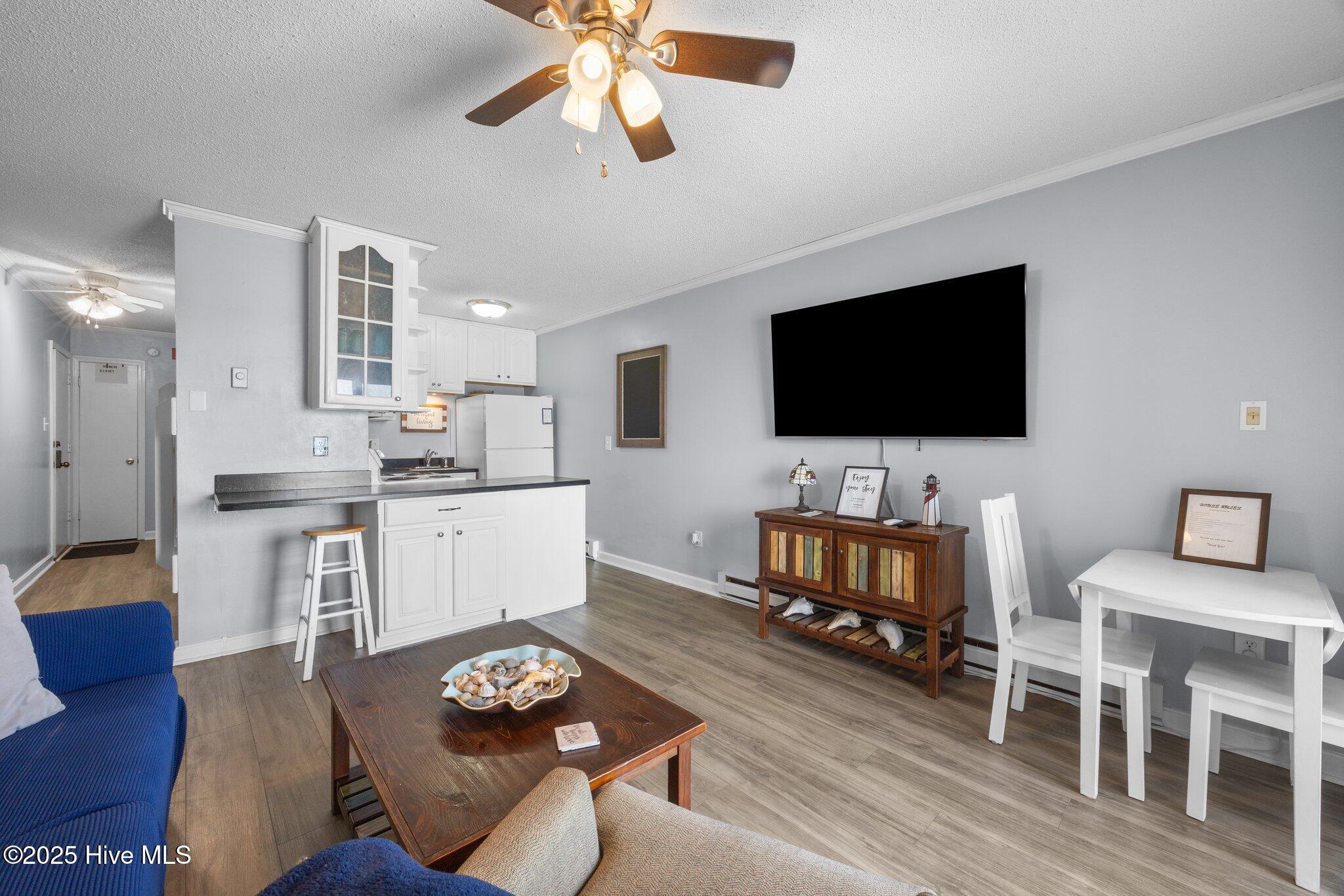 100509315 | Photo 18