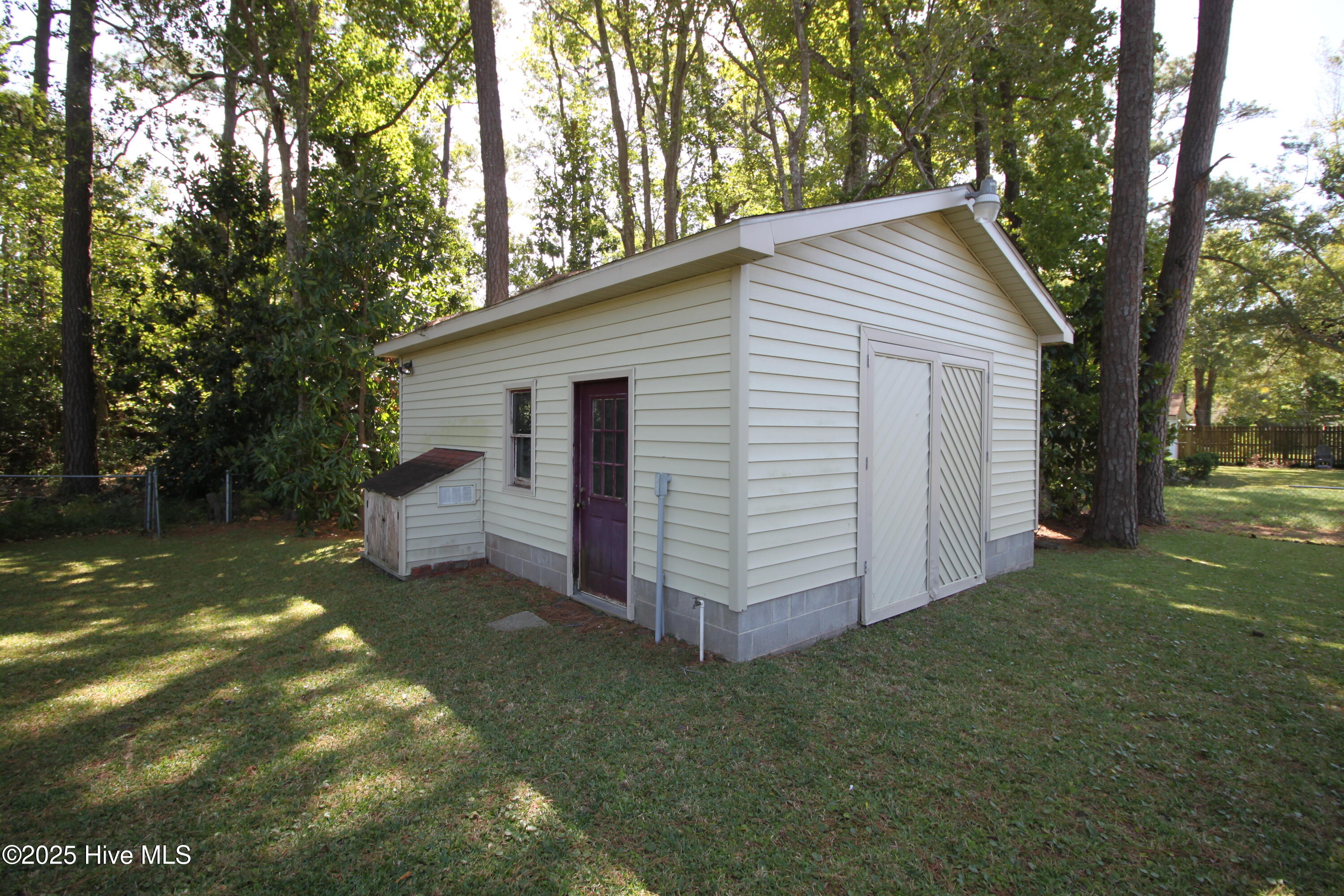 3707 Country Club Road,Morehead City