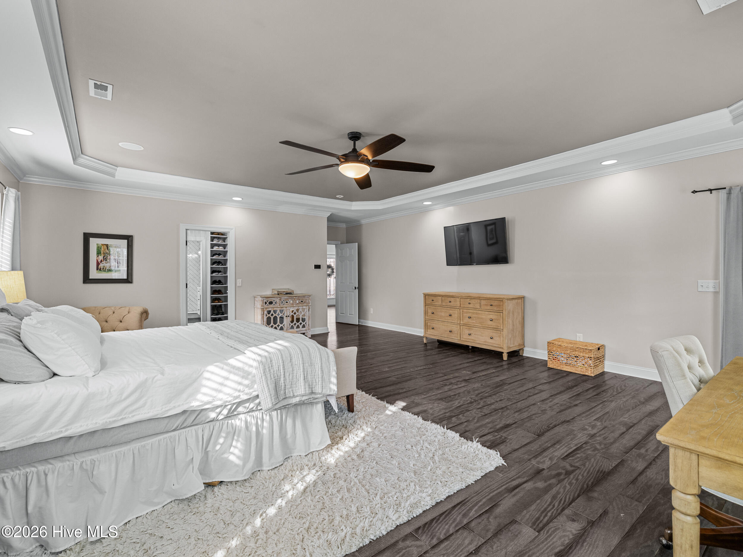 100557590 | Photo 41