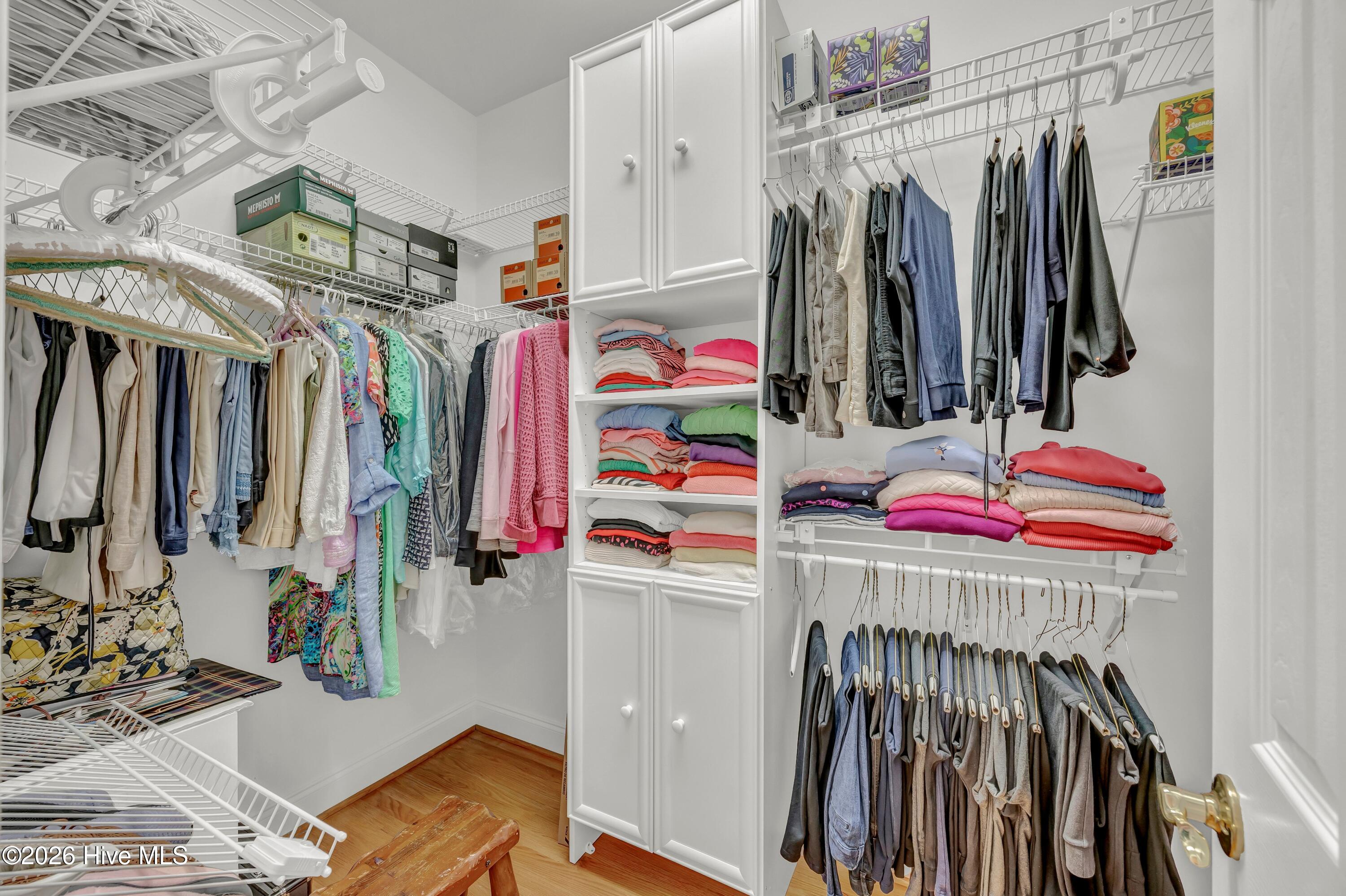 100559758 | Photo 31