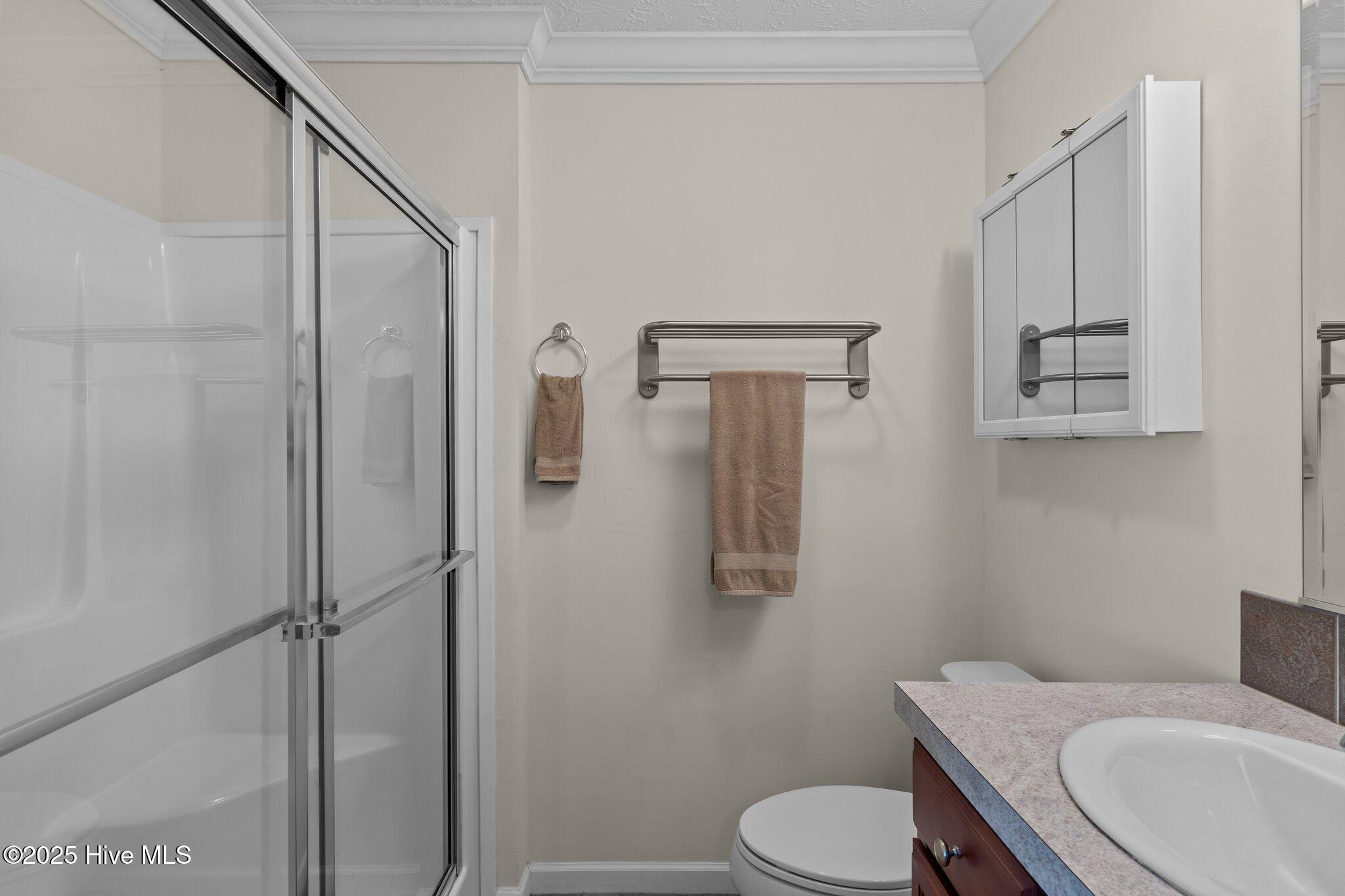 100509442 | Photo 25