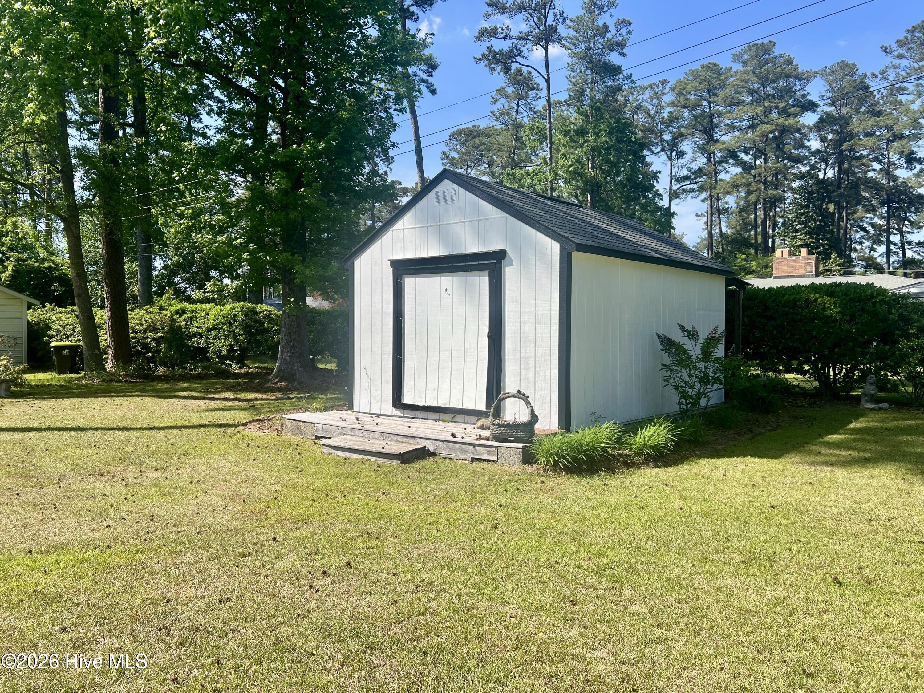 100567378 | Photo 35