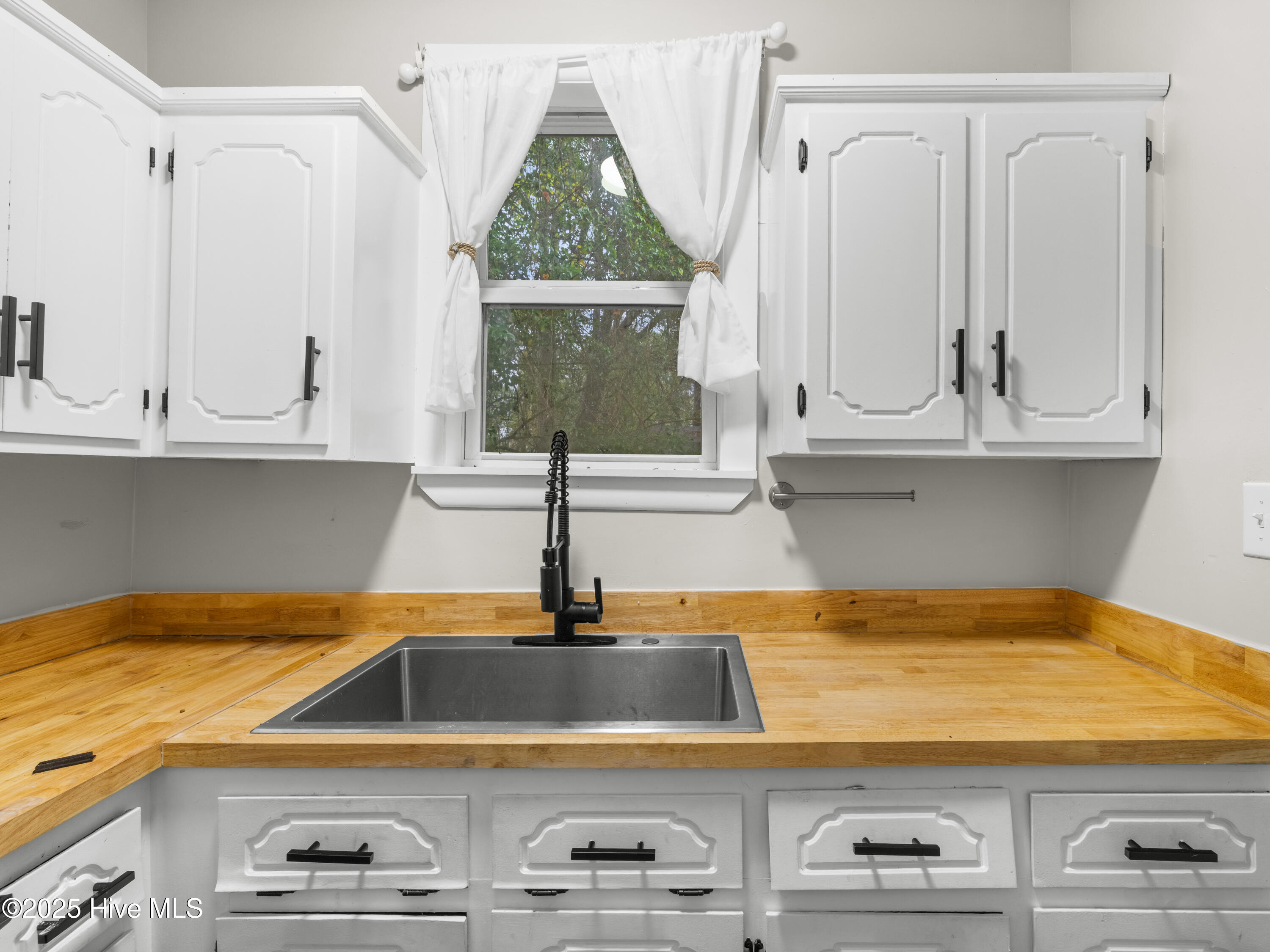 100544589 | Photo 20