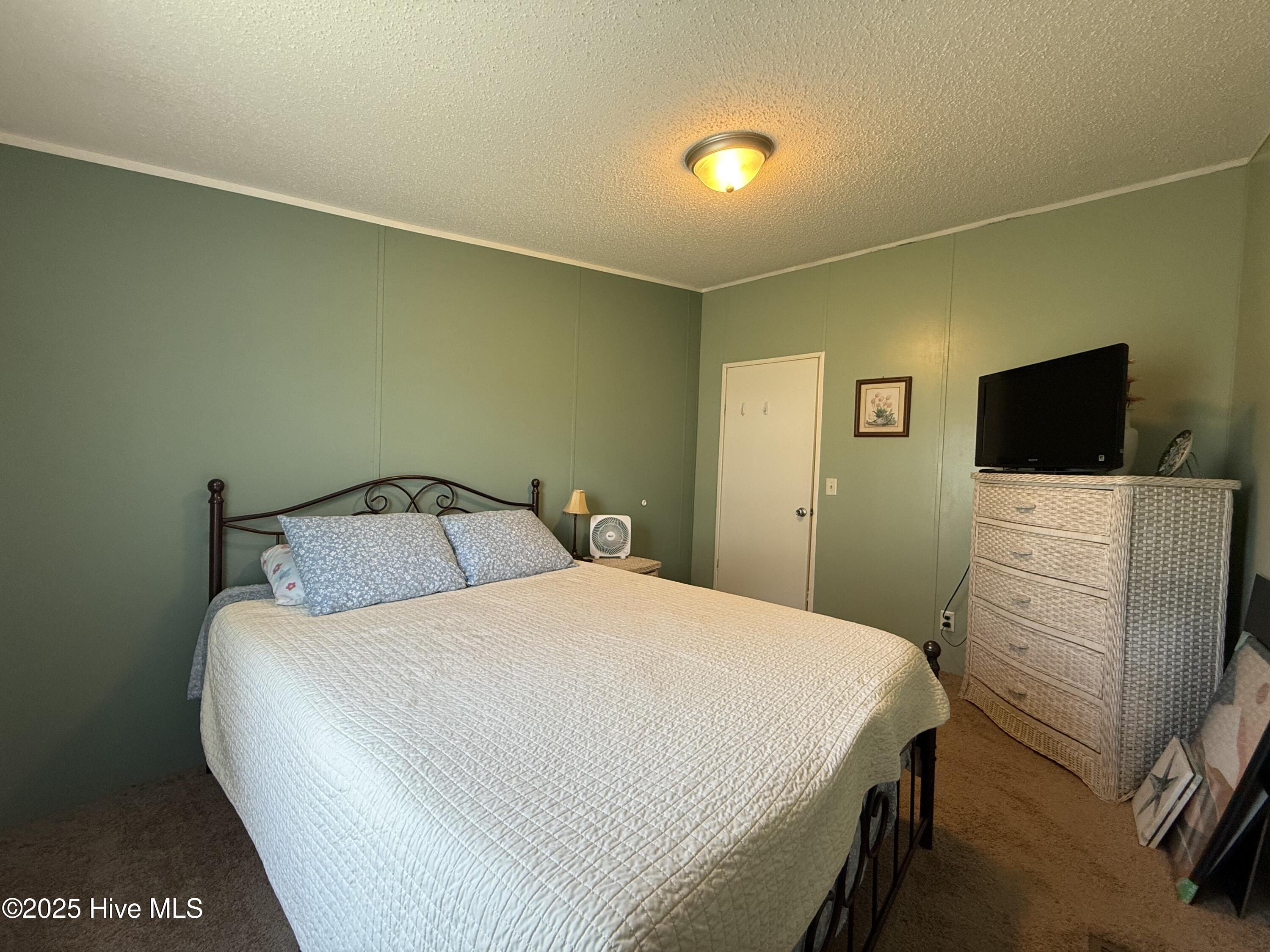 100502105 | Photo 44