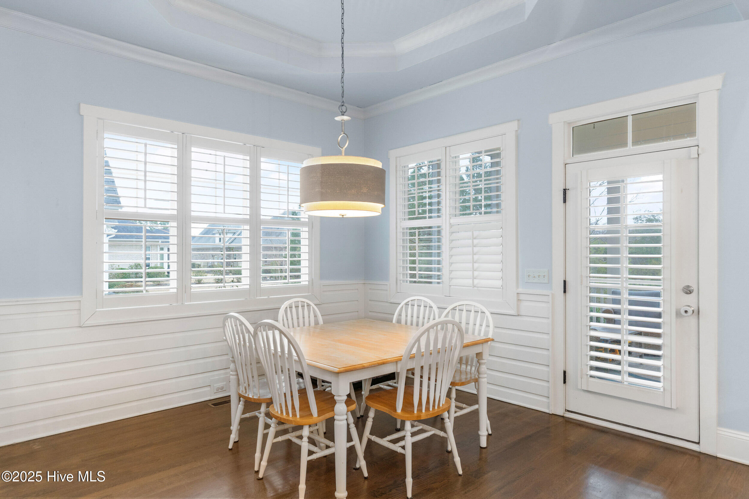 100524875 | Photo 15