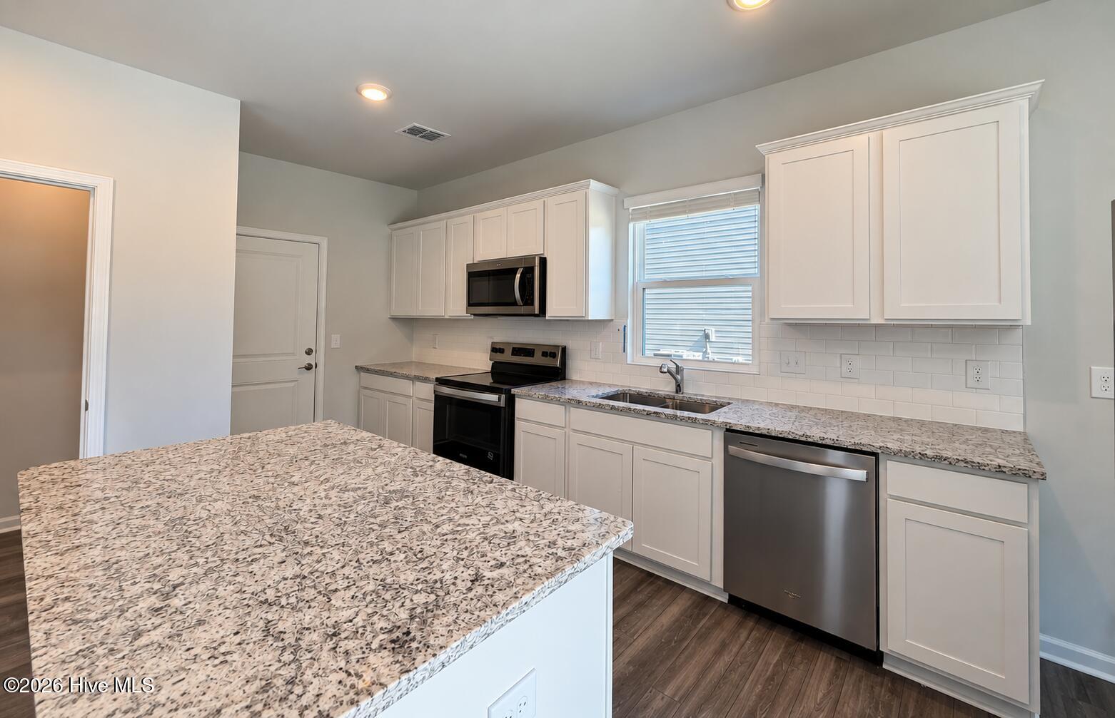 Photo 3 of Single family home for sale at 616 Coronado Ave, Leland, NC 28451 | MLS# 100605756 | Listing updated on 2026-10-01
