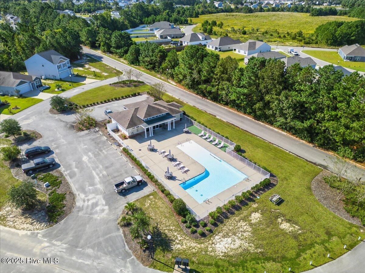 100537745 | Photo 55