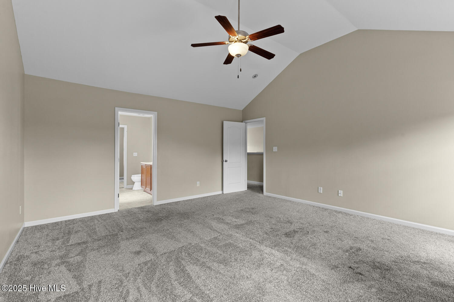 100506336 | Photo 21