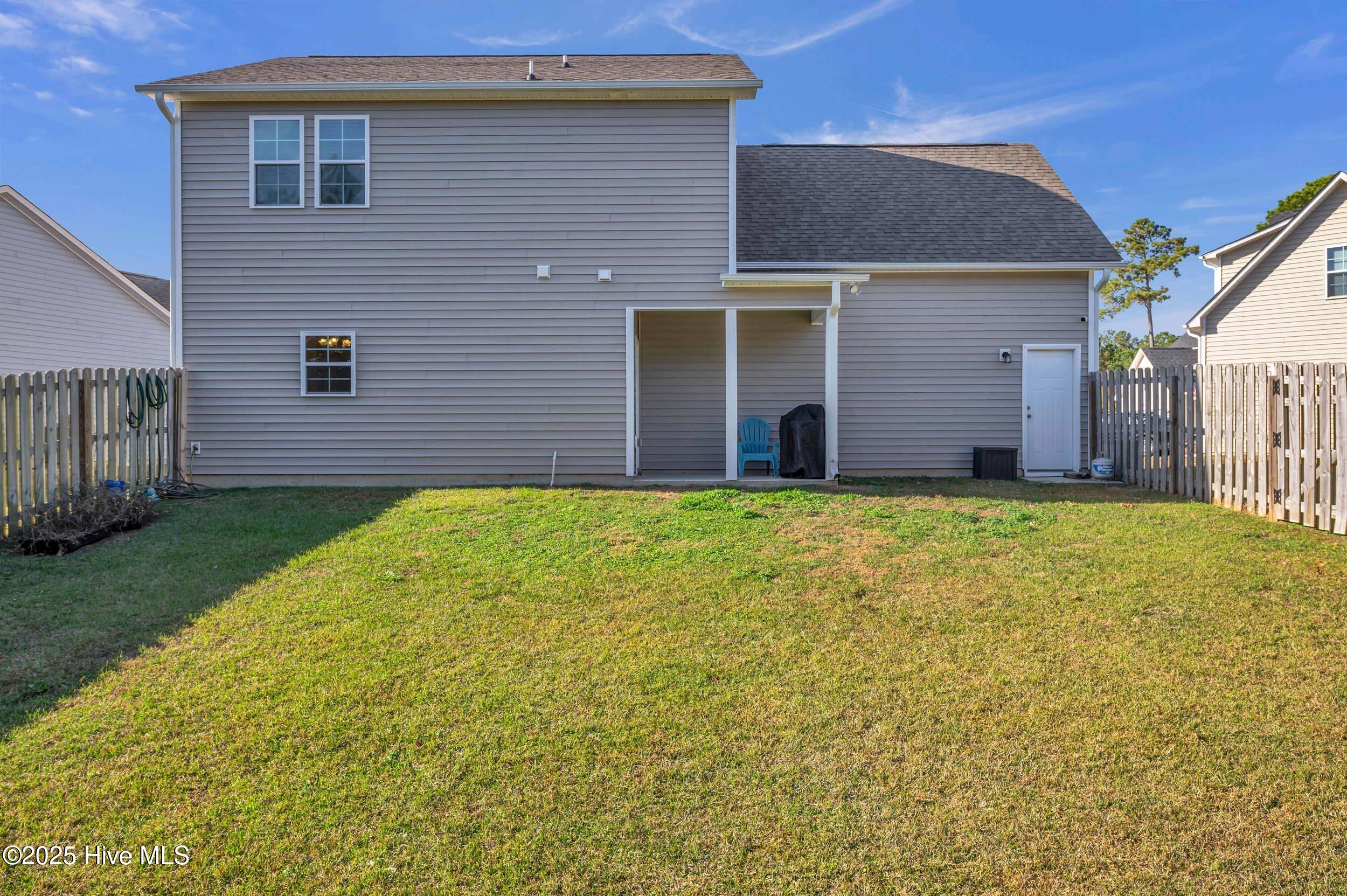 100542089 | Photo 39