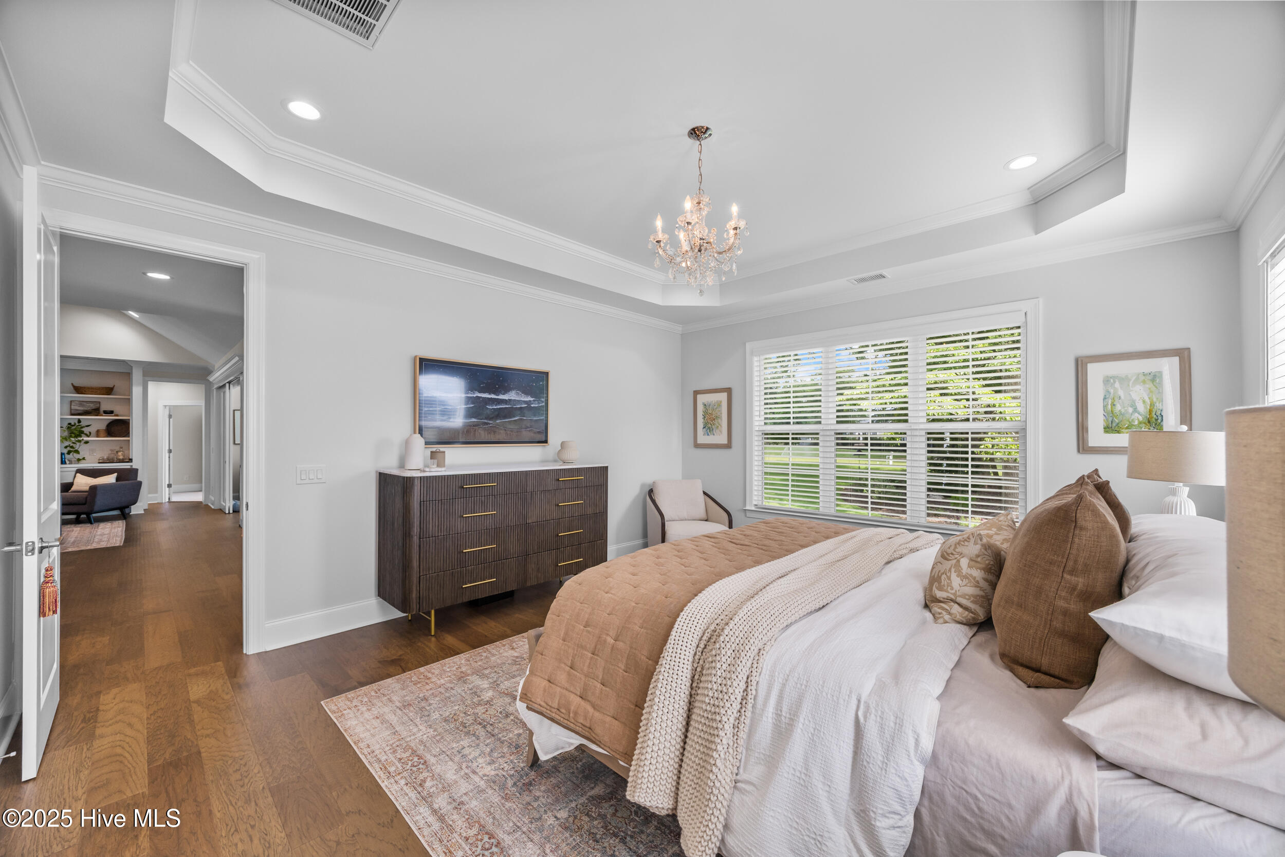 100515249 | Photo 25