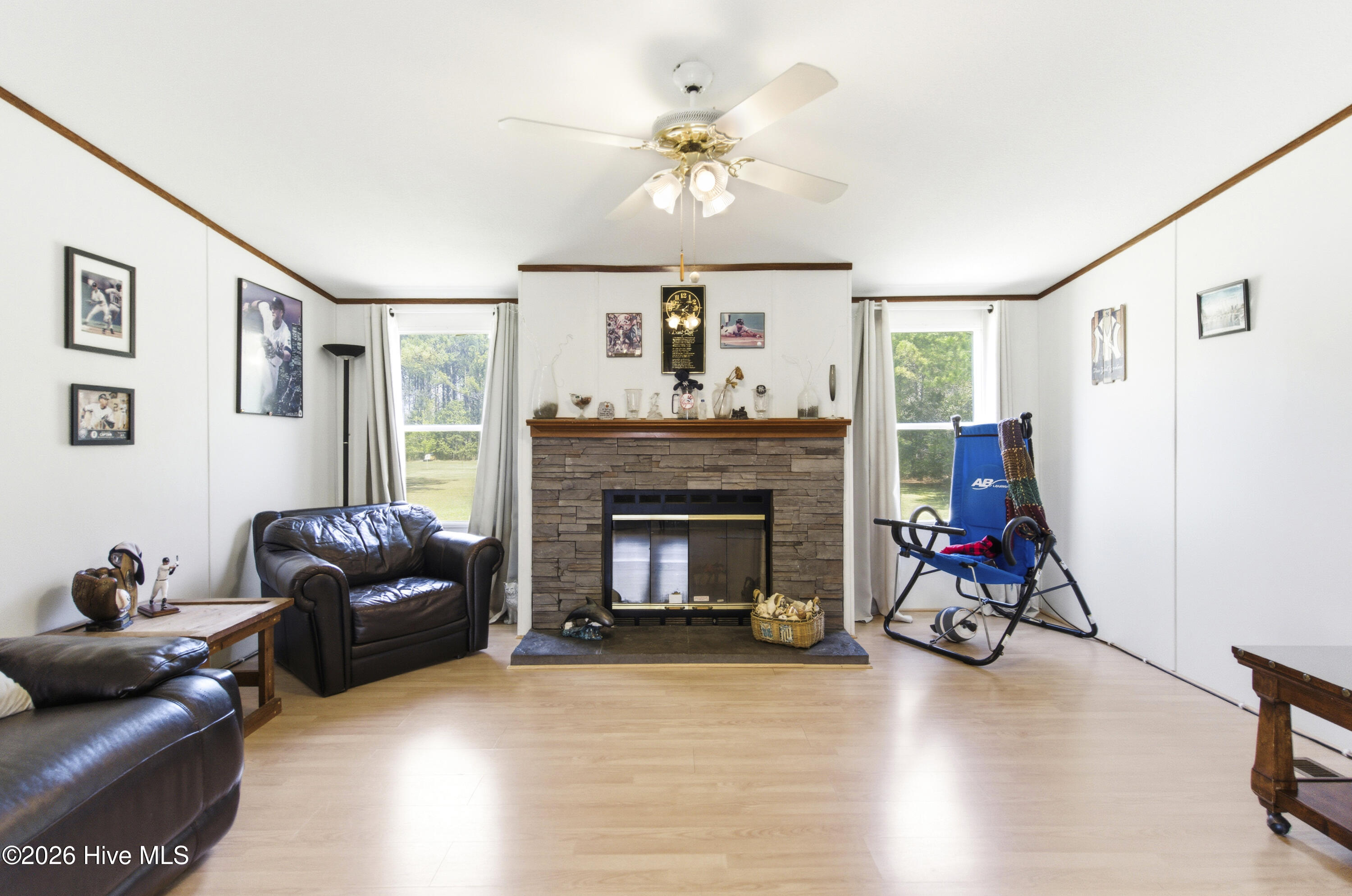 100565497 | Photo 21