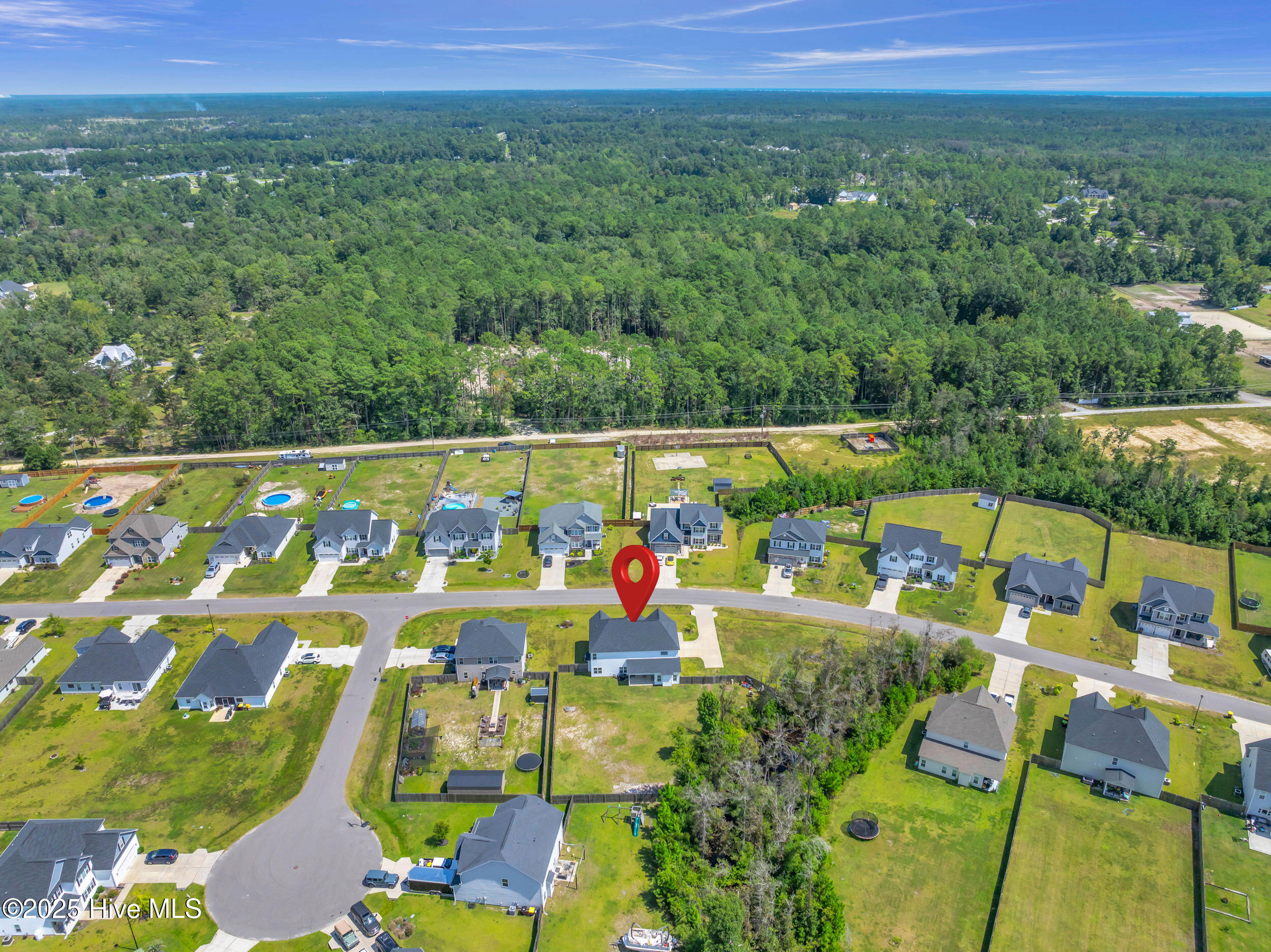 100530270 | Photo 47