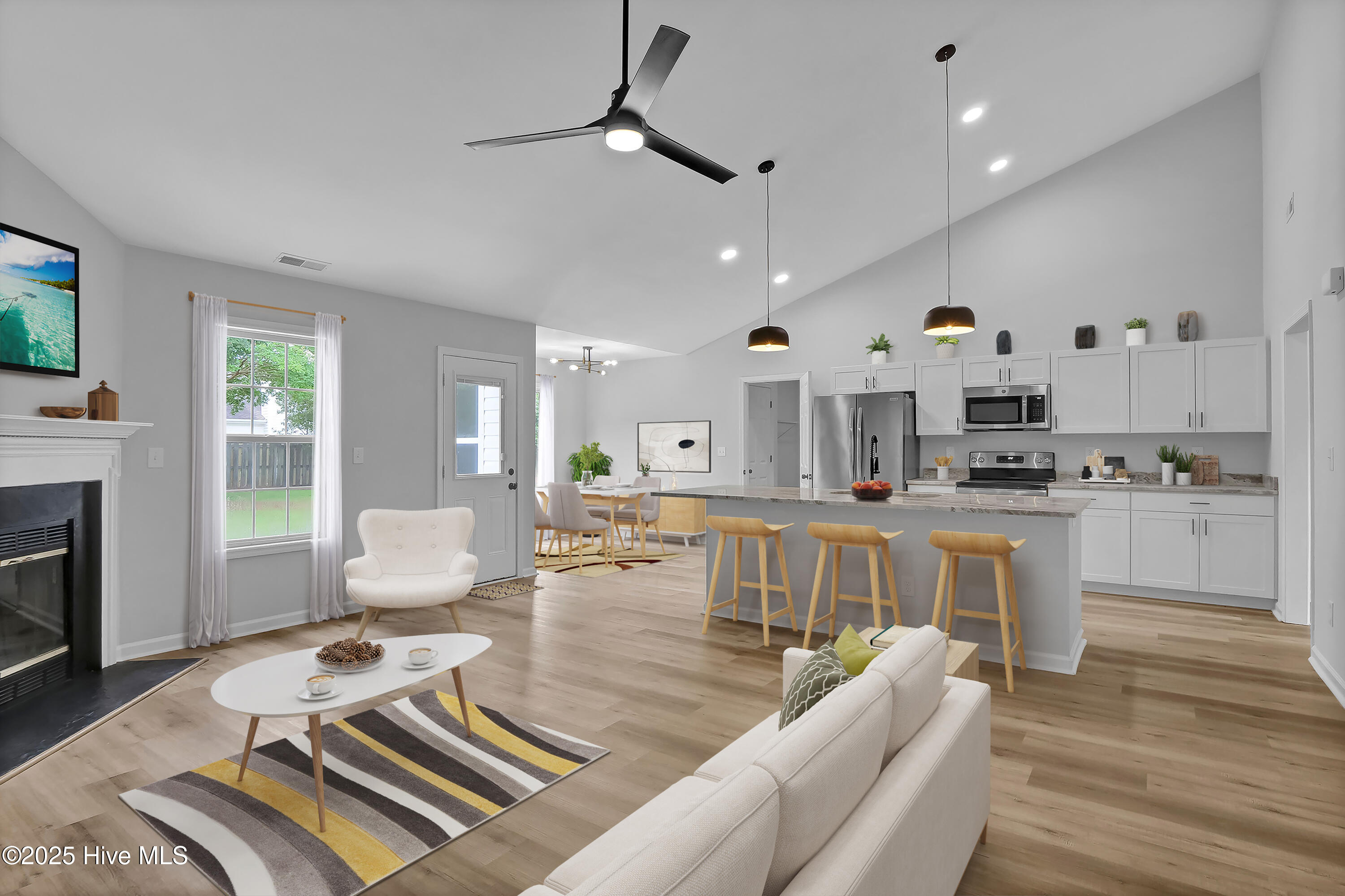 5200 Woods Edge Road, Wilmington, NC 28409 – photo 12: LIVING KIT STAGED