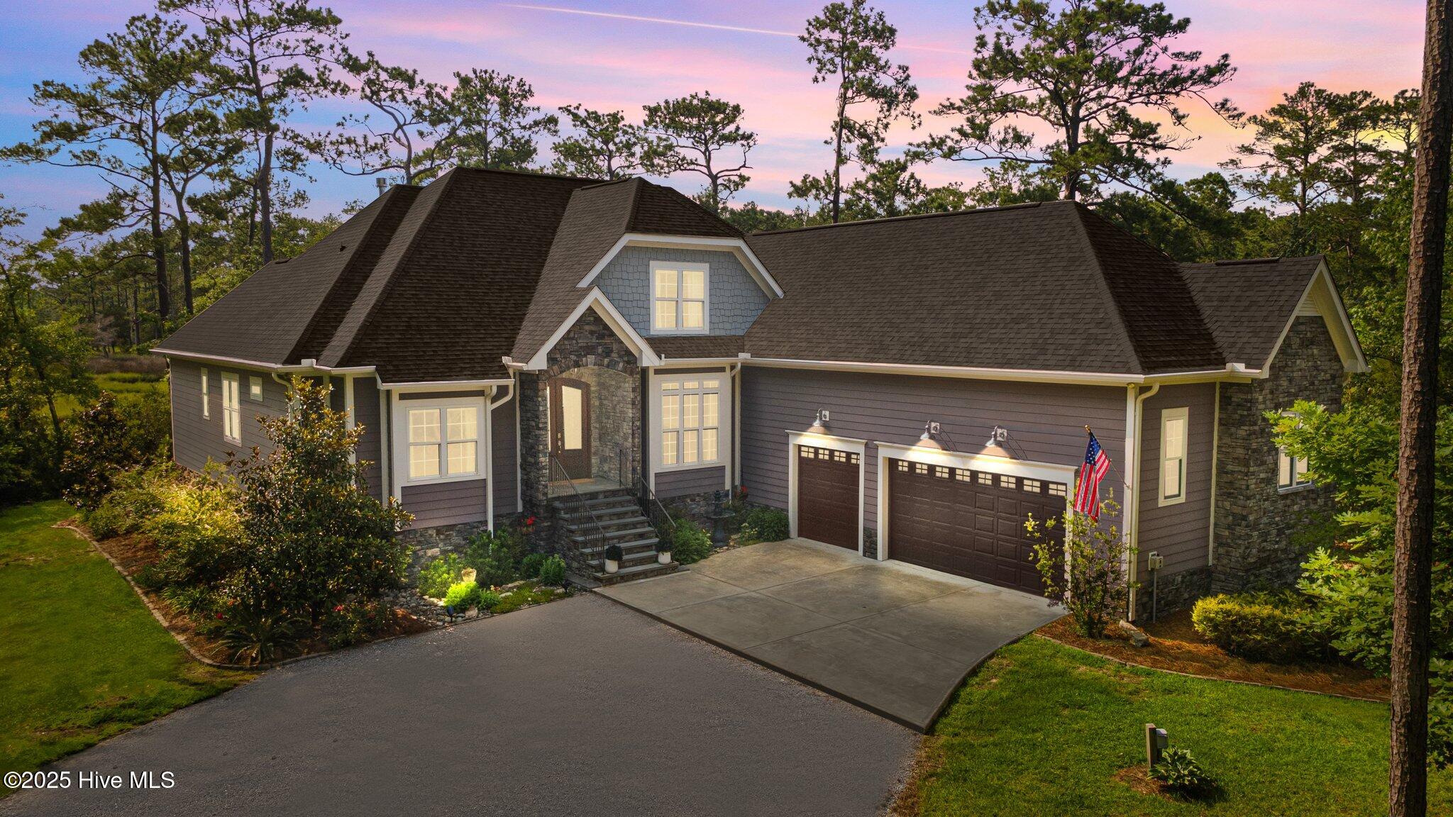 Homes for sale in Oriental, NC | 164 Cape Hatteras Pt, Oriental, NC 28571 | MLS# 100511793