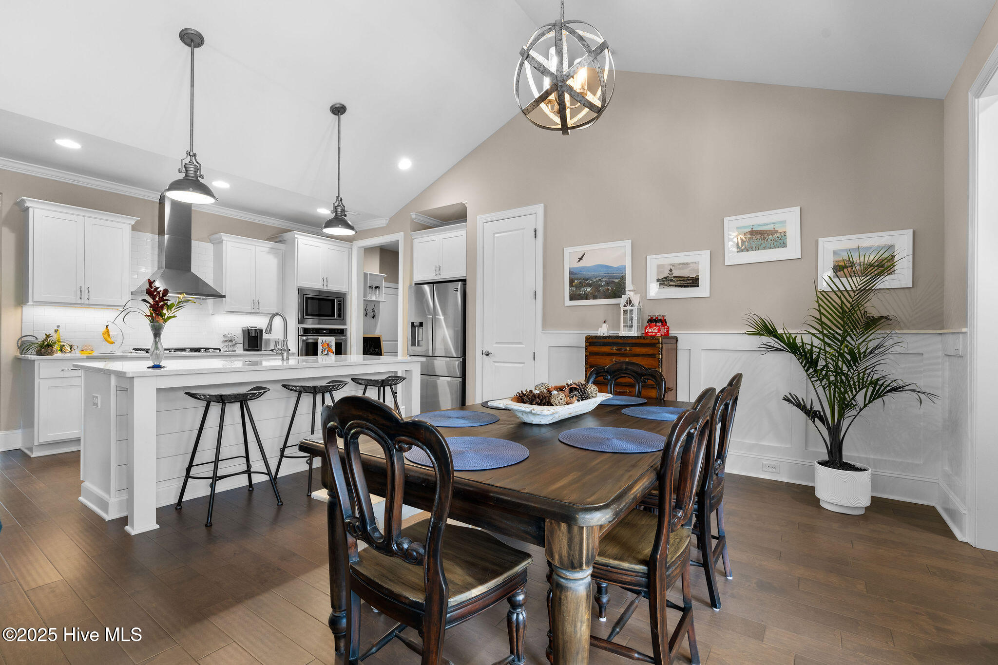 100540616 | Photo 29