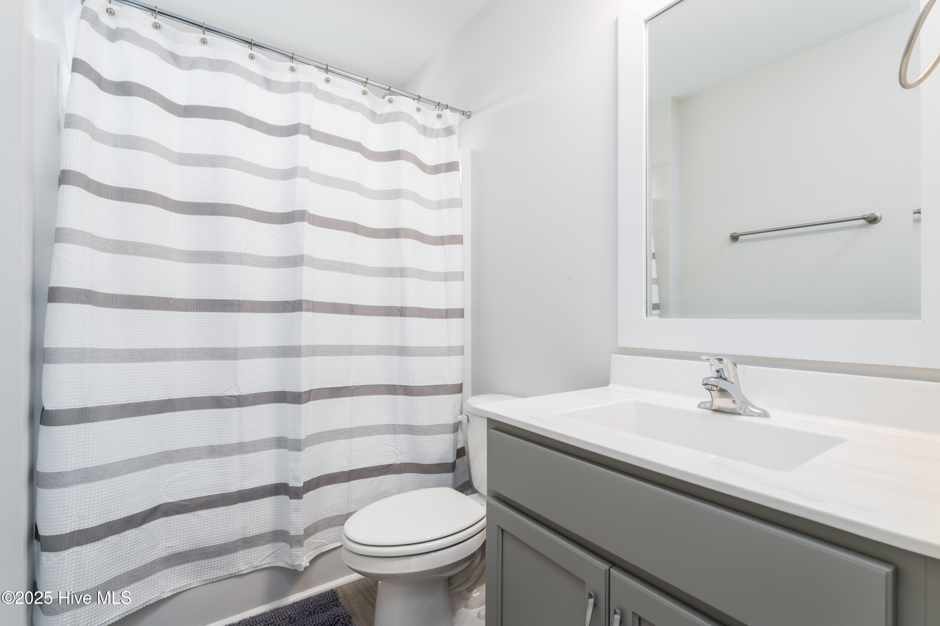 100543262 | Photo 21