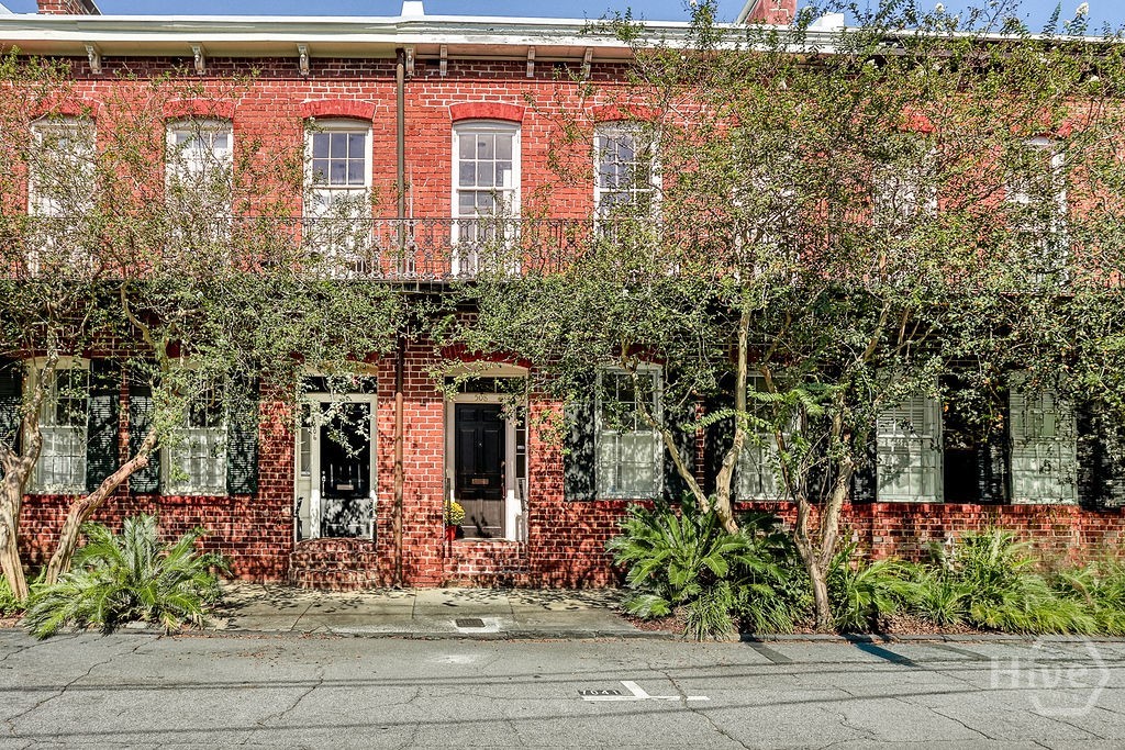 Single family home for sale at 508 E State St, Savannah, GA 31401 | MLS# SA366673