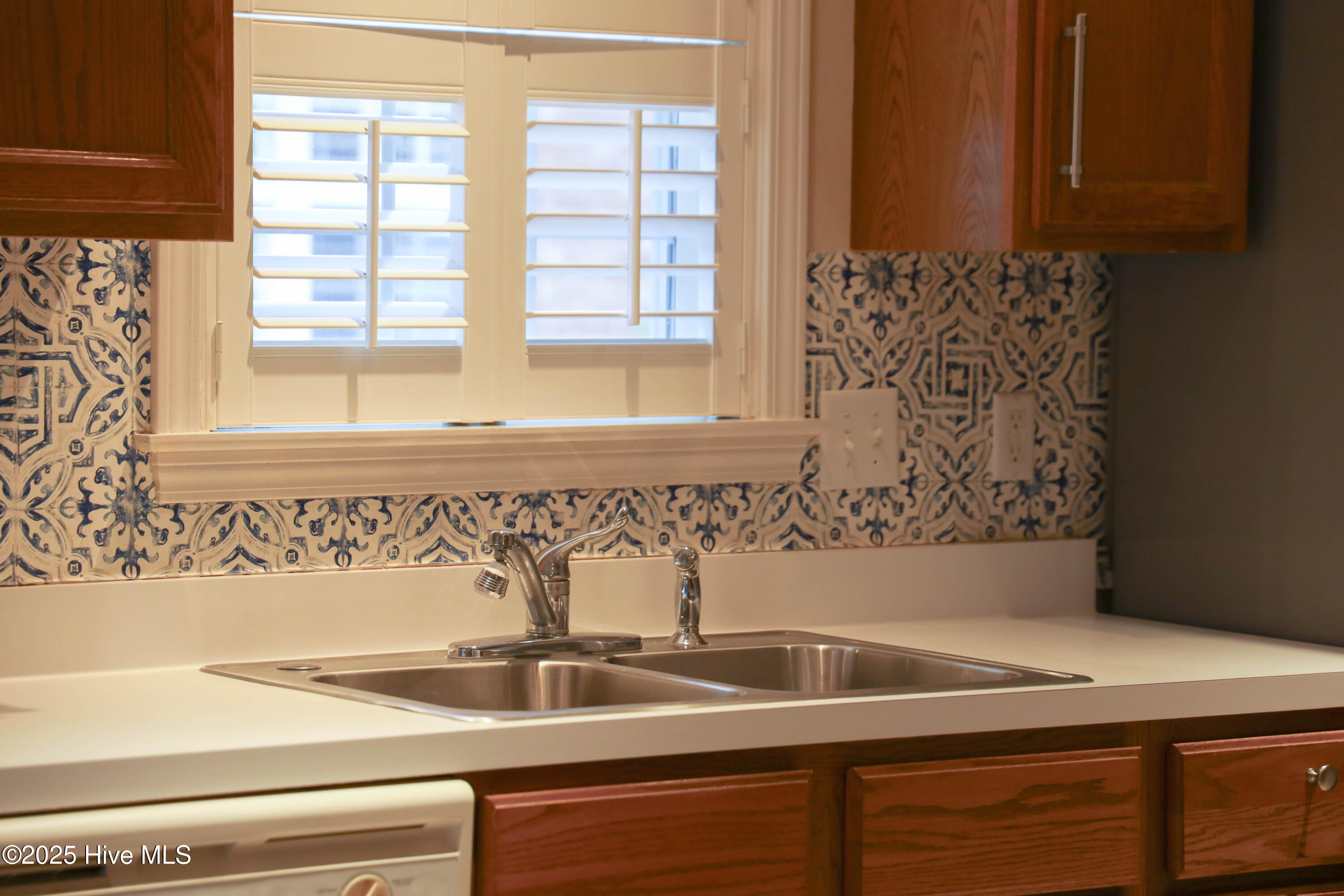 100542356 | Photo 17