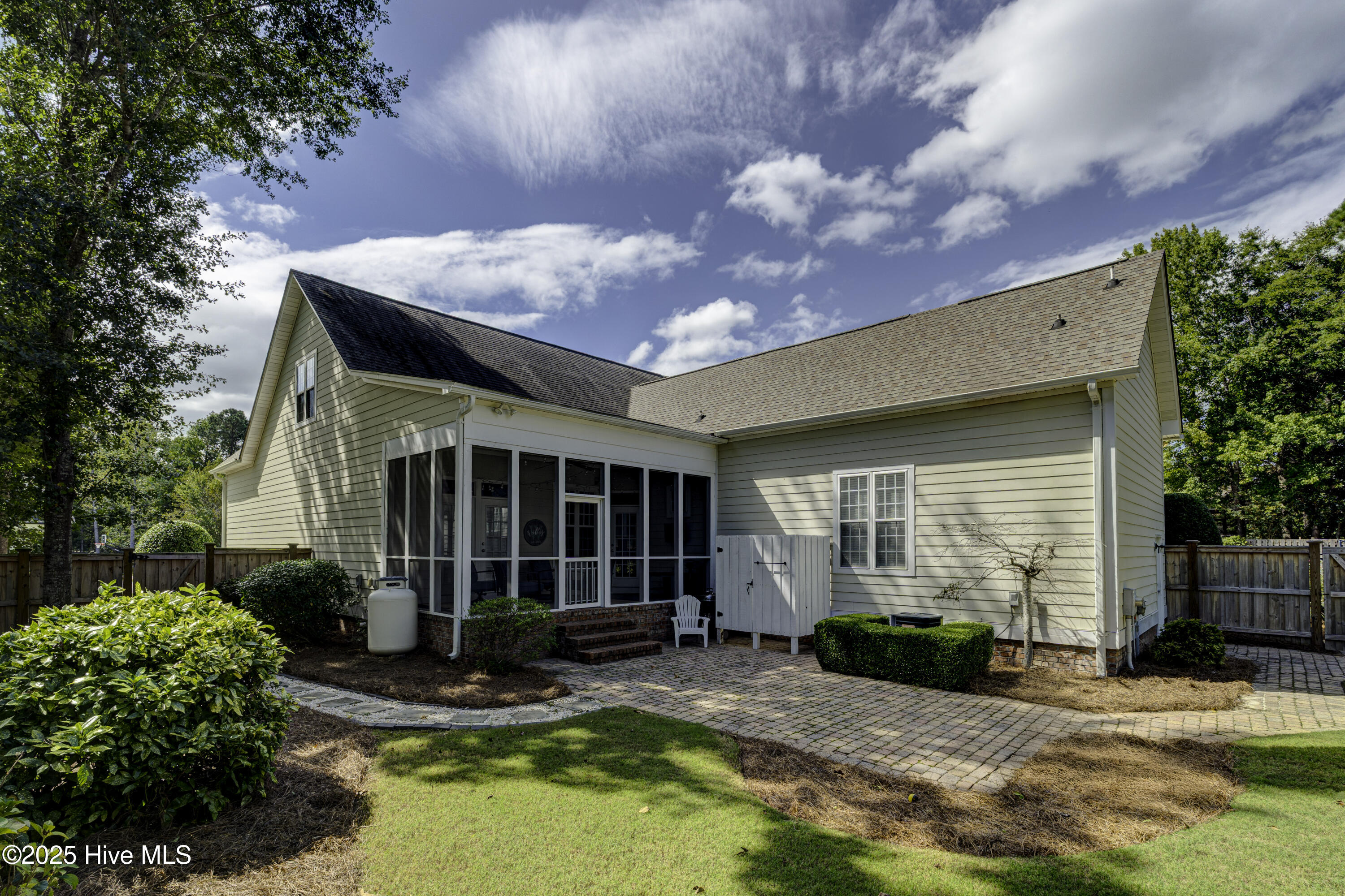 100535158 | Photo 55